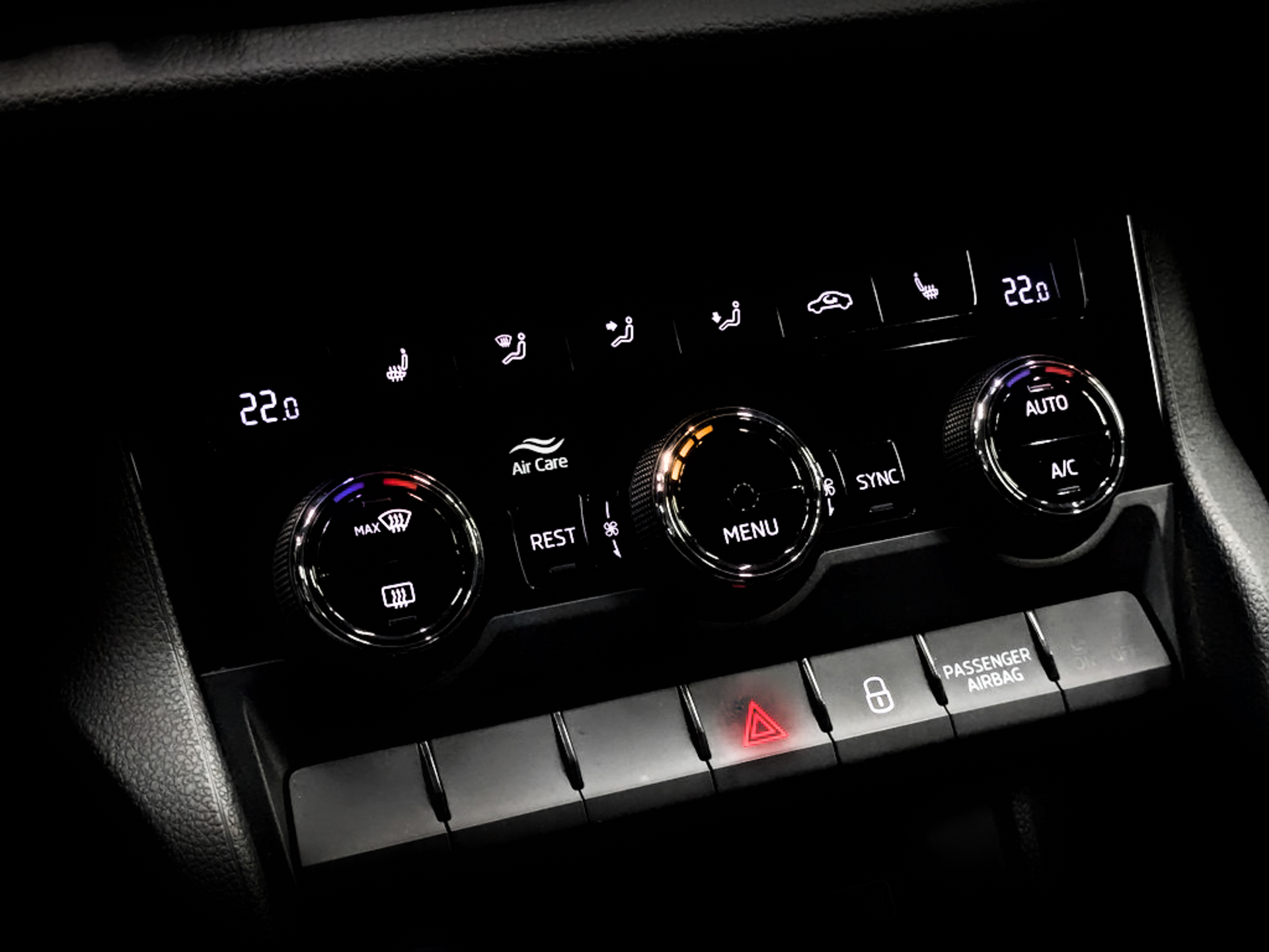 SKODA Kodiaq 1.40 (150 л.с), автомат, 2019, пробег 149 356 км