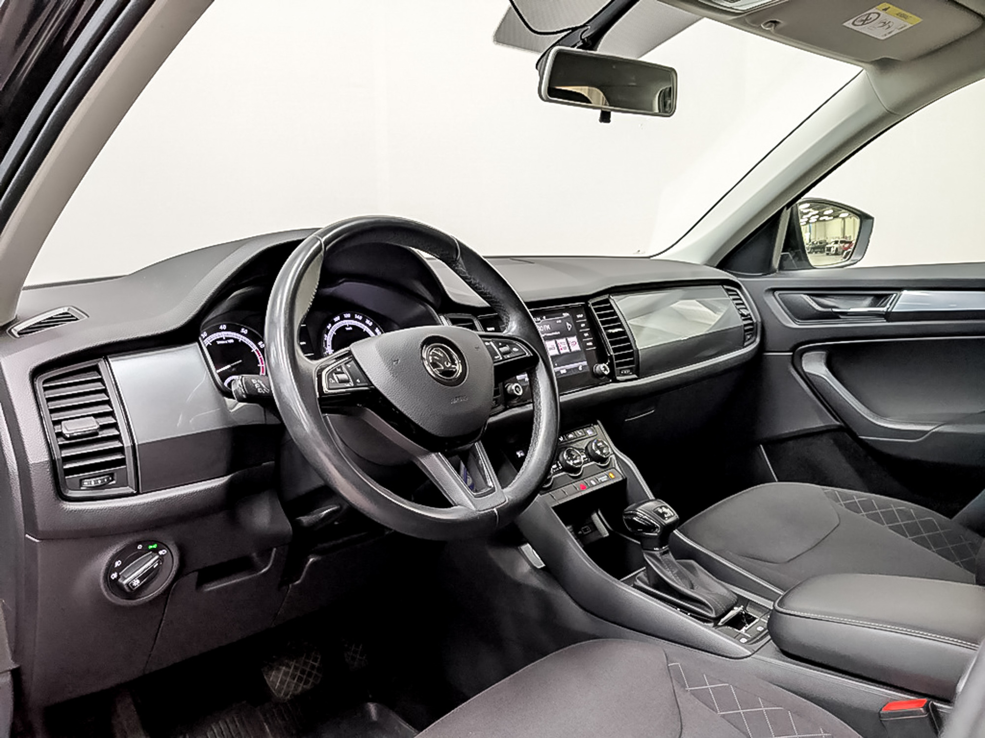 SKODA Kodiaq 1.40 (150 л.с), автомат, 2019, пробег 149 356 км