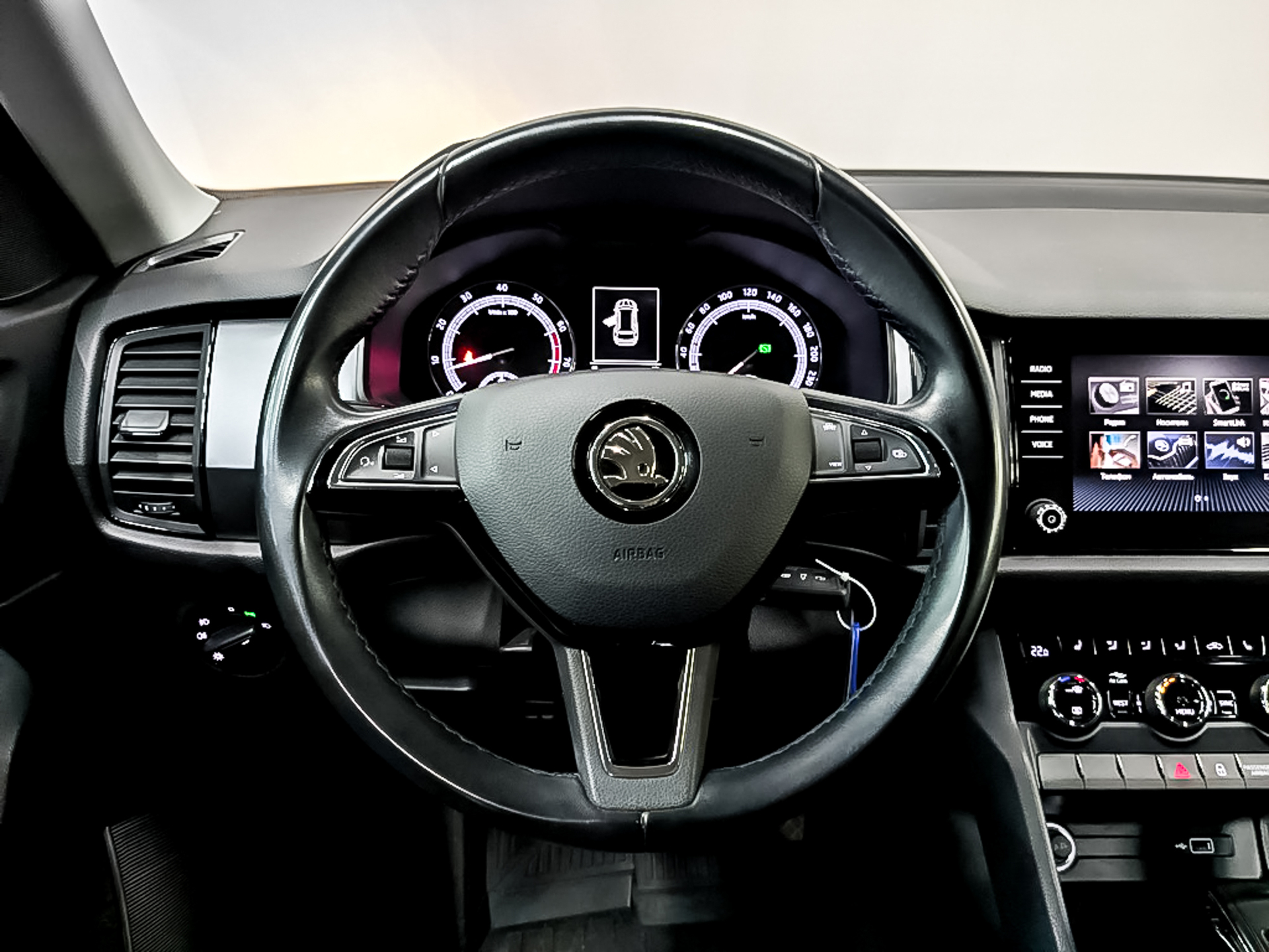 SKODA Kodiaq 1.40 (150 л.с), автомат, 2019, пробег 149 356 км