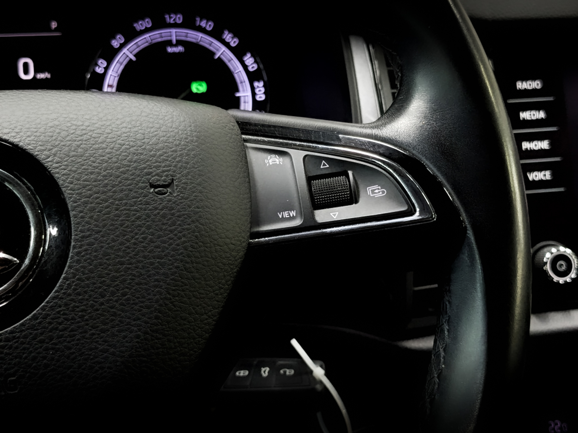 SKODA Kodiaq 1.40 (150 л.с), автомат, 2019, пробег 149 356 км