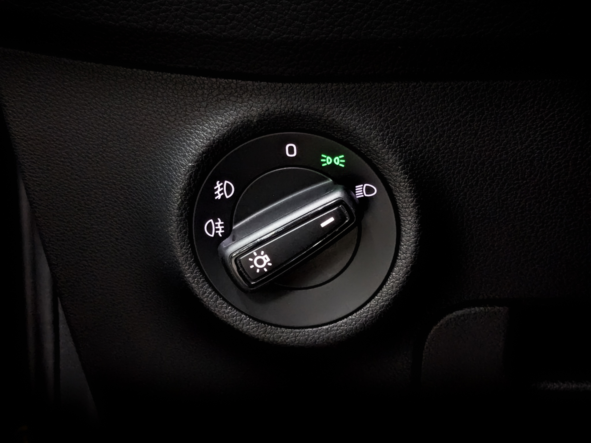SKODA Kodiaq 1.40 (150 л.с), автомат, 2019, пробег 149 356 км