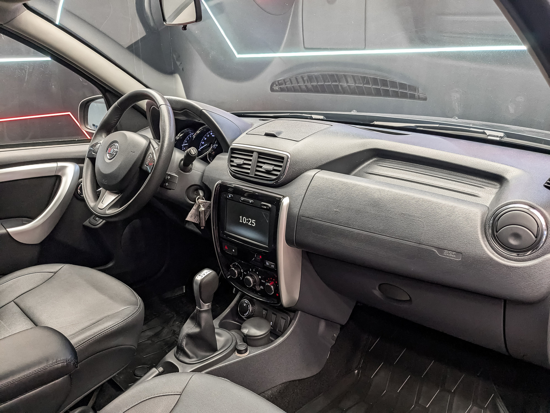 NISSAN Terrano 2.00 (143 л.с), автомат, 2021, пробег 28 941 км