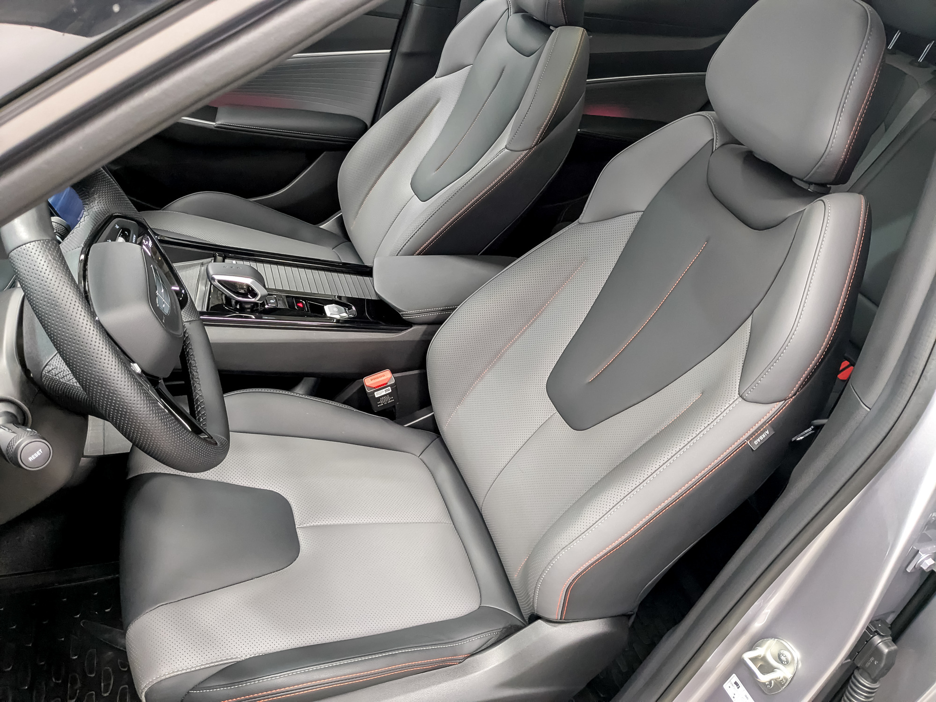 GEELY Cityray (G426) 1.50 (147 л.с), автомат, 2026, пробег 6 760 км