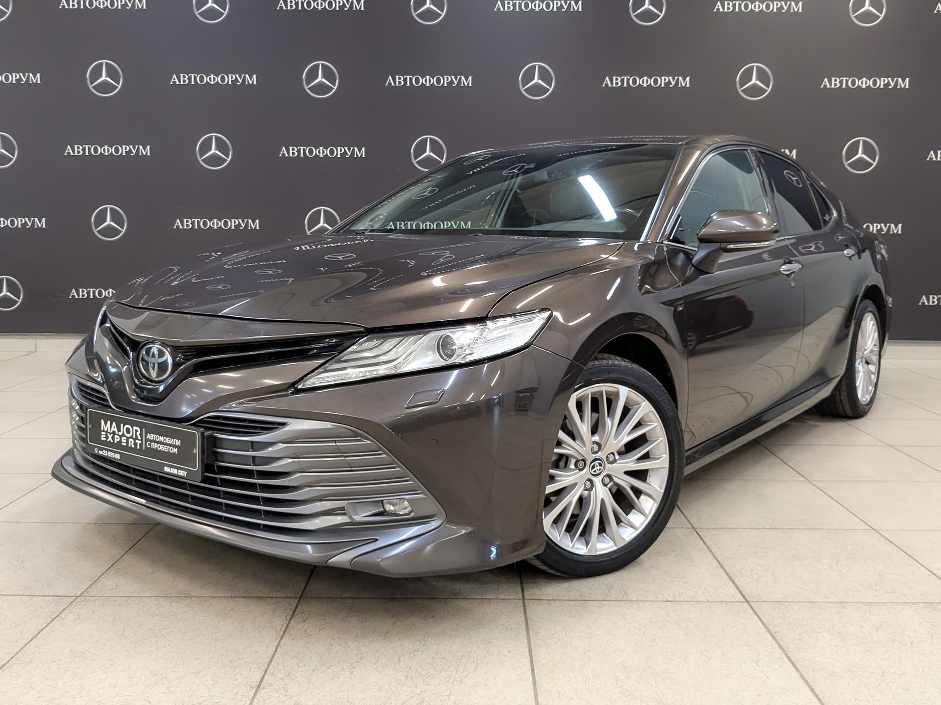 TOYOTA Camry 2.50 (181 л.с), автомат, 2020, пробег 150 000 км