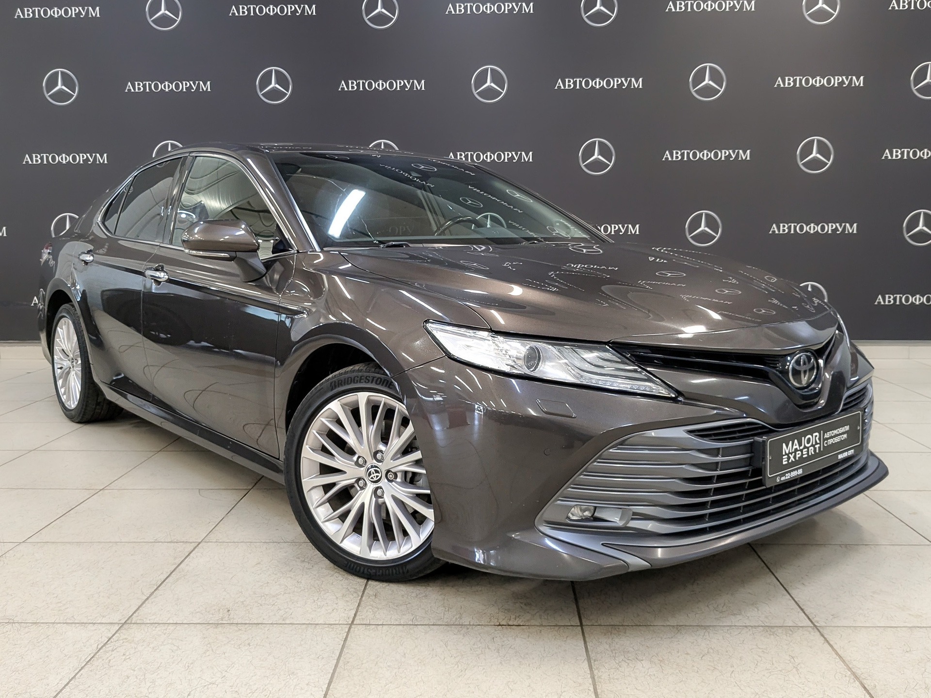 TOYOTA Camry 2.50 (181 л.с), автомат, 2020, пробег 150 000 км
