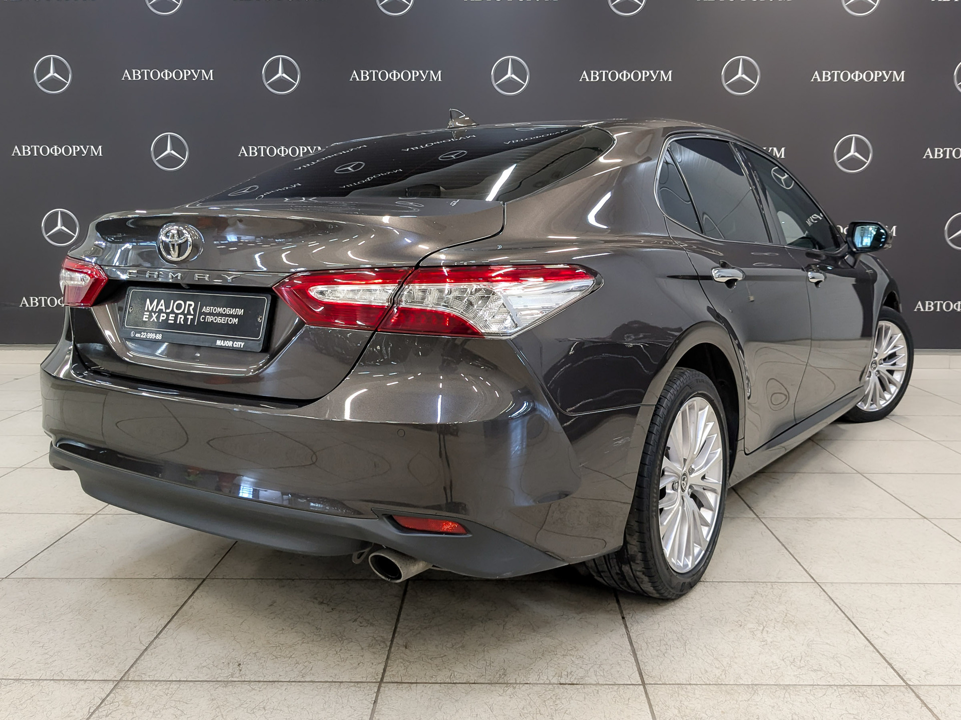 TOYOTA Camry 2.50 (181 л.с), автомат, 2020, пробег 150 000 км