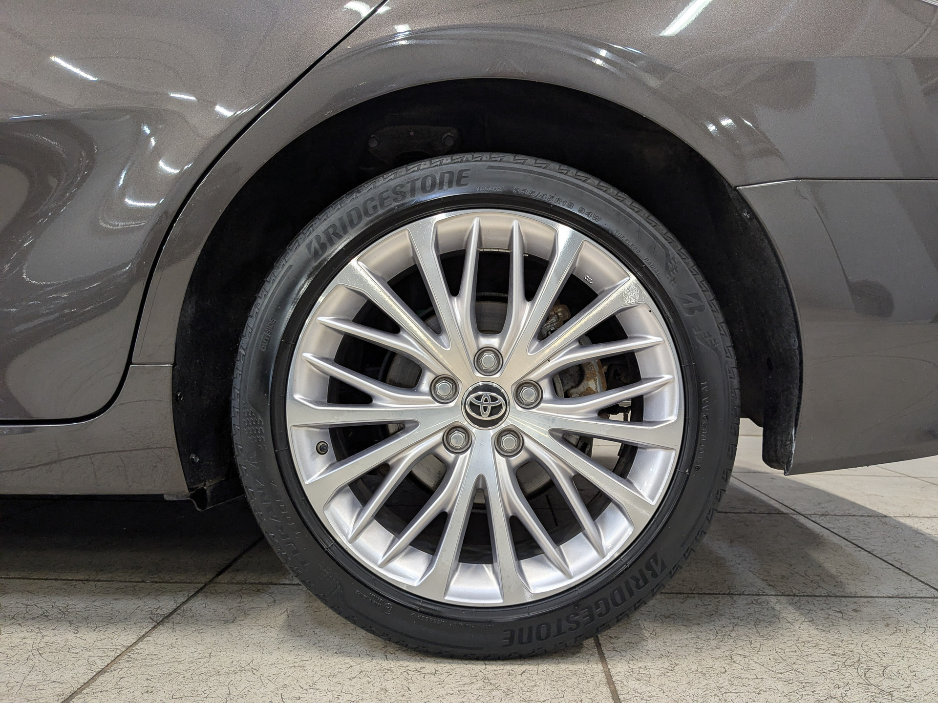 TOYOTA Camry 2.50 (181 л.с), автомат, 2020, пробег 150 000 км