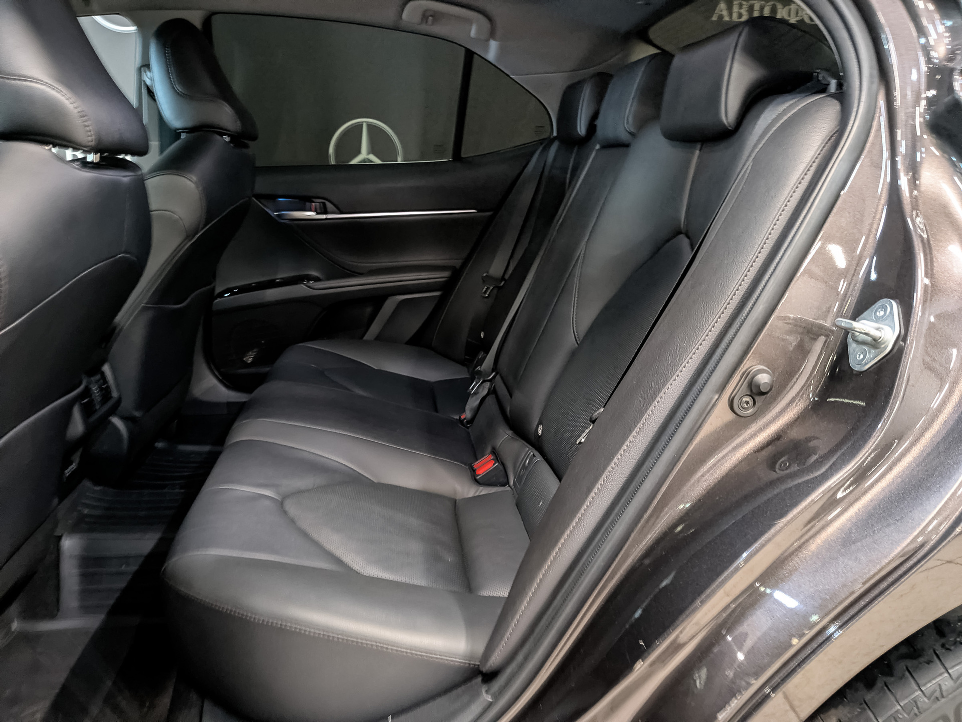 TOYOTA Camry 2.50 (181 л.с), автомат, 2020, пробег 150 000 км