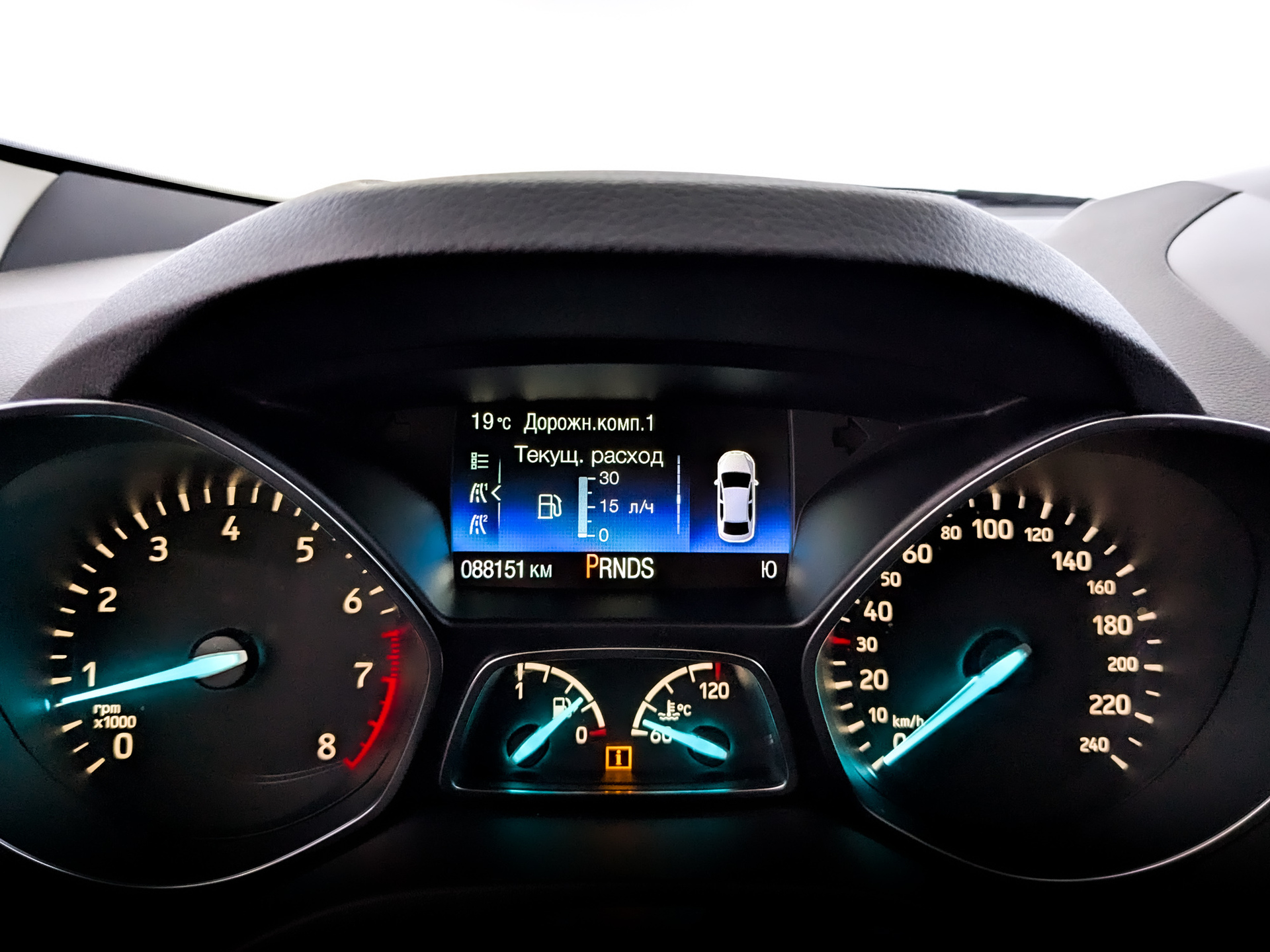 FORD Kuga 1.50 (150 л.с), автомат, 2017, пробег 89 000 км