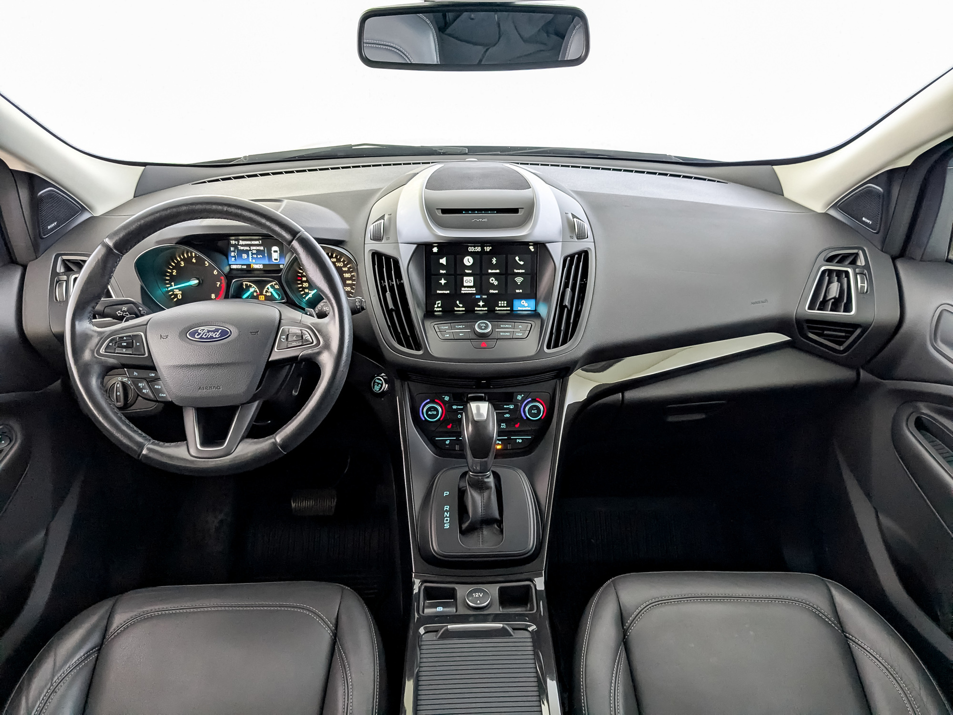 FORD Kuga 1.50 (150 л.с), автомат, 2017, пробег 89 000 км