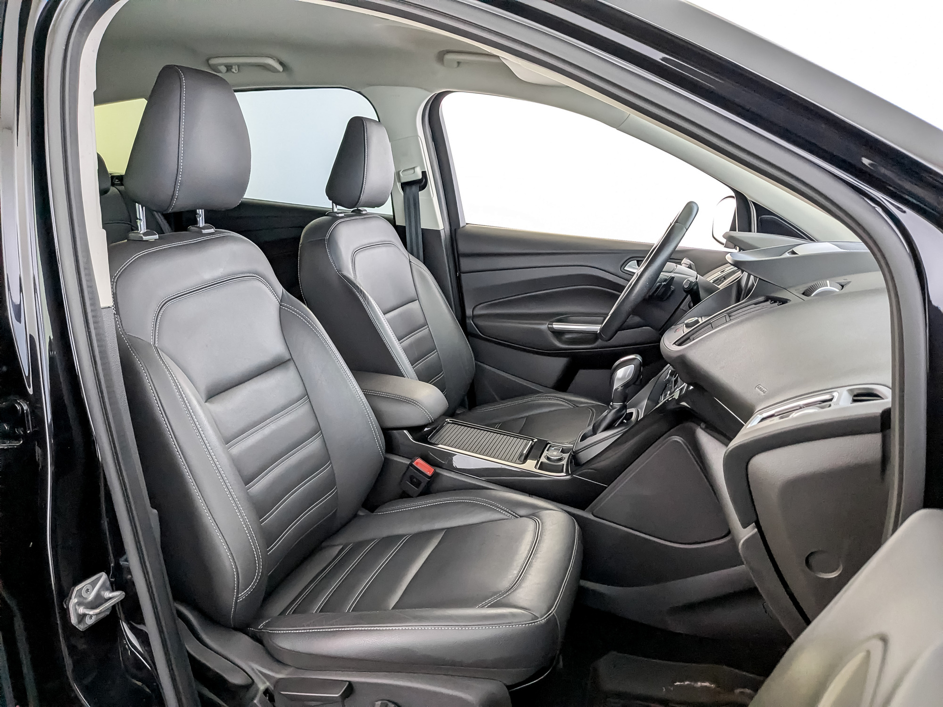 FORD Kuga 1.50 (150 л.с), автомат, 2017, пробег 89 000 км