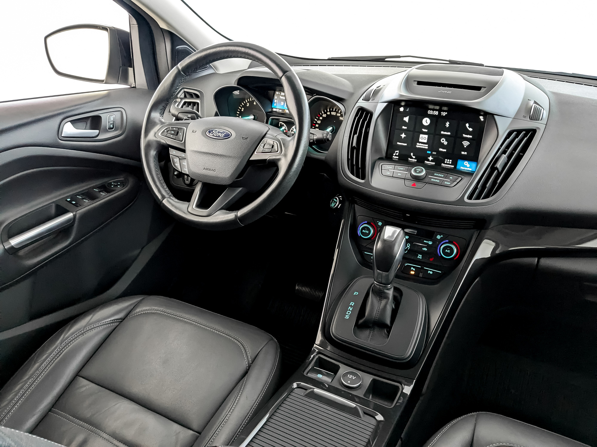 FORD Kuga 1.50 (150 л.с), автомат, 2017, пробег 89 000 км