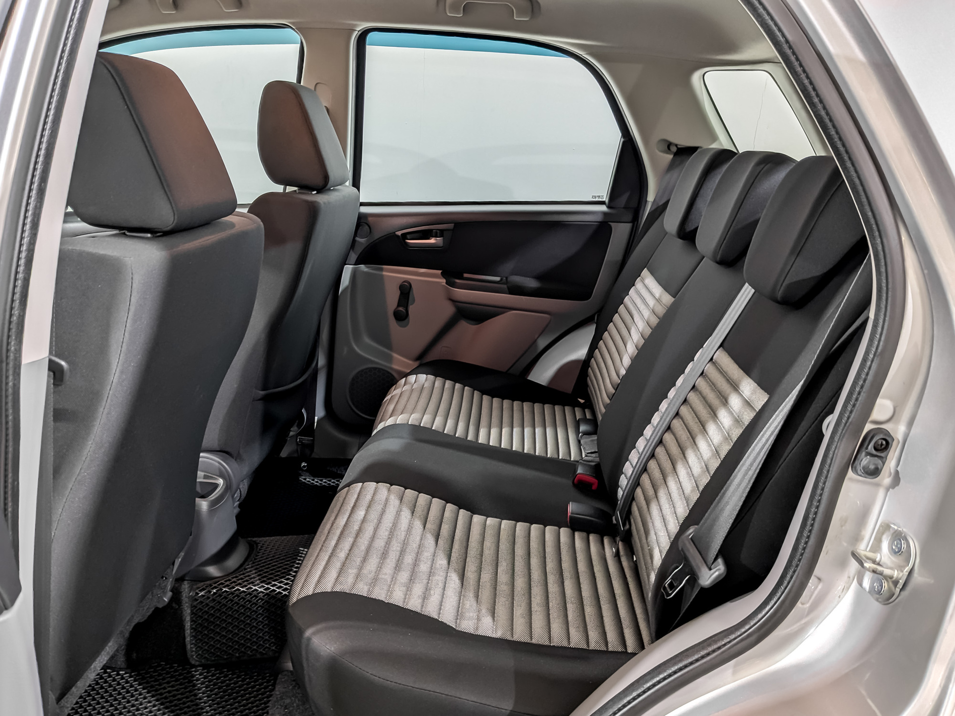 SUZUKI SX4 1.60 (112 л.с), автомат, 2014, пробег 63 273 км