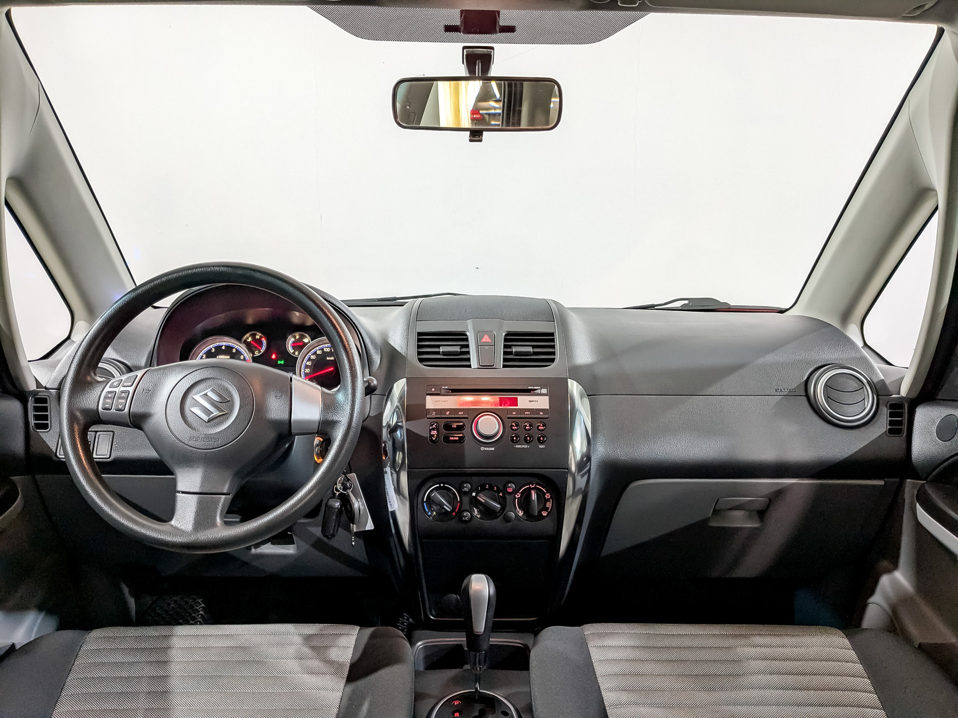 SUZUKI SX4 1.60 (112 л.с), автомат, 2014, пробег 63 273 км