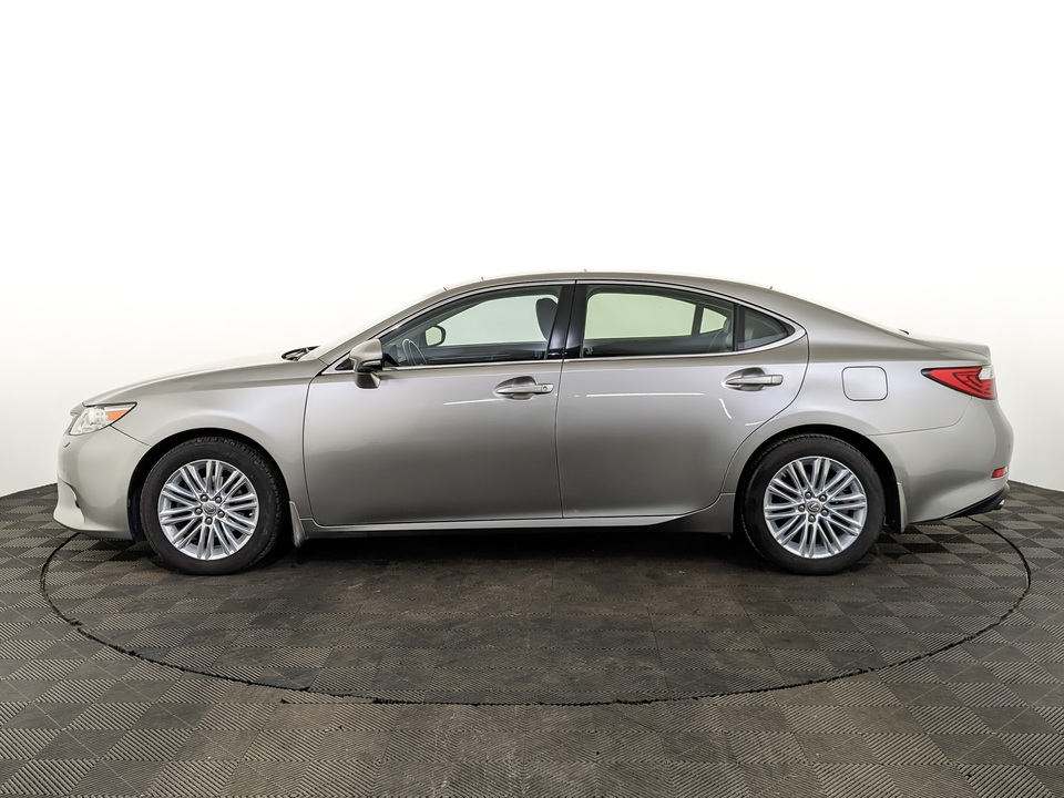 Фото Lexus ES с пробегом 100023 км