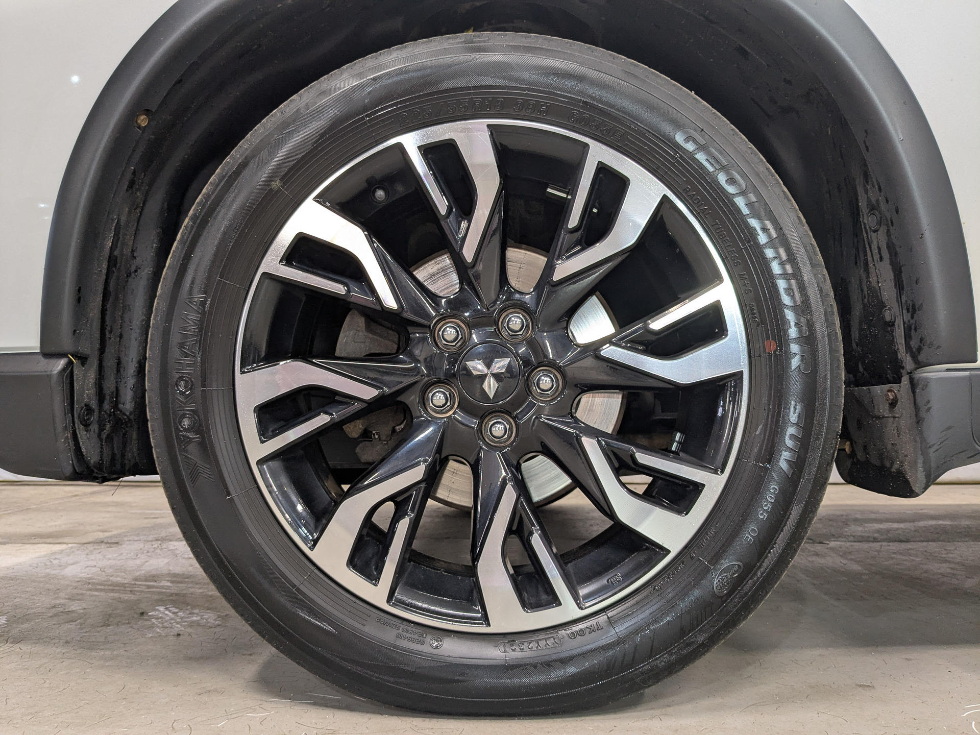MITSUBISHI Outlander 2.00 (146 л.с), автомат, 2021, пробег 76 045 км