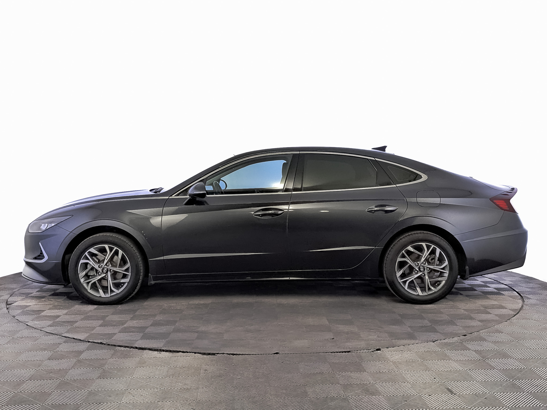 HYUNDAI Sonata 2.00 (150 л.с), автомат, 2021, пробег 60 083 км