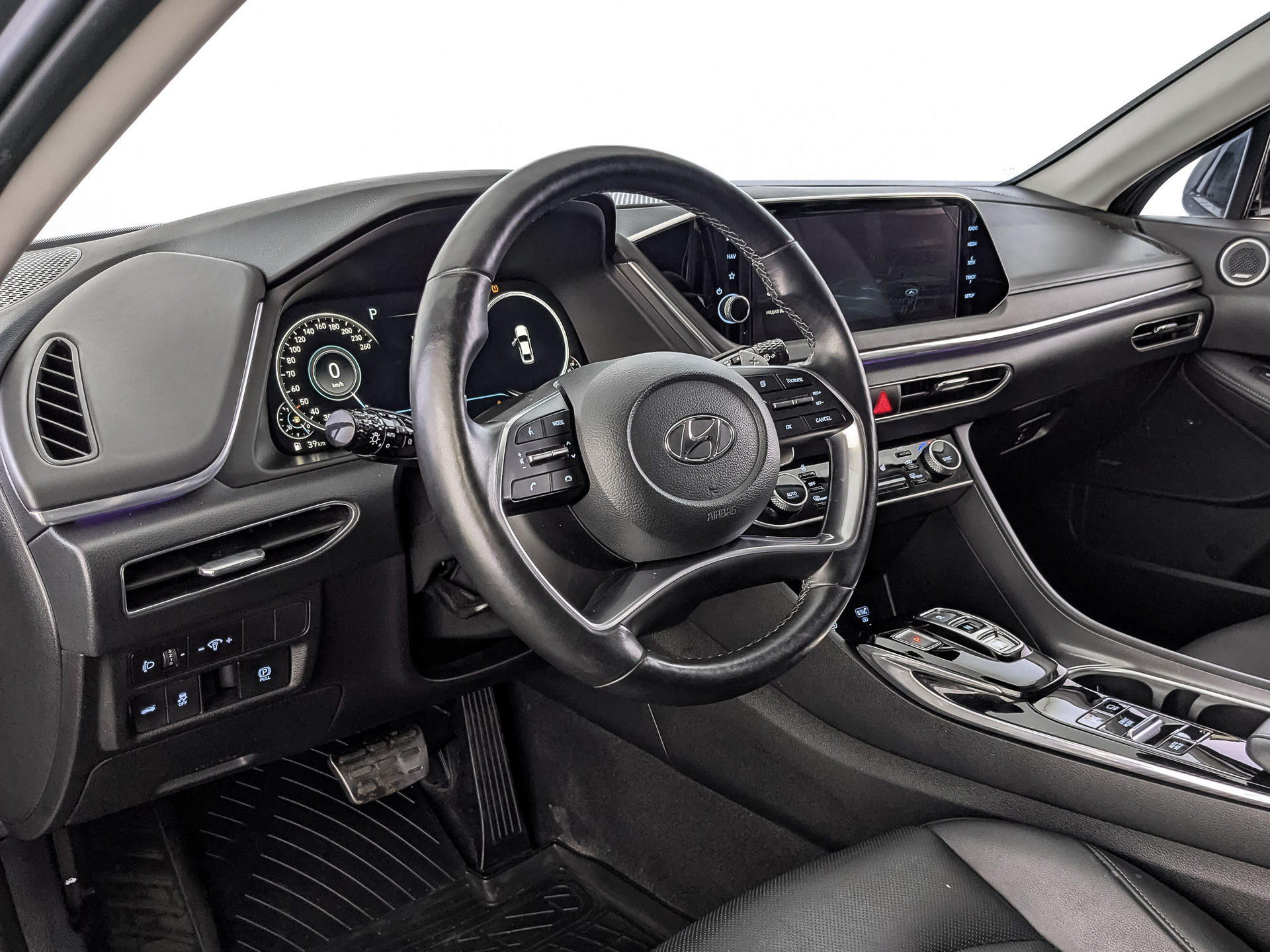 HYUNDAI Sonata 2.00 (150 л.с), автомат, 2021, пробег 60 083 км