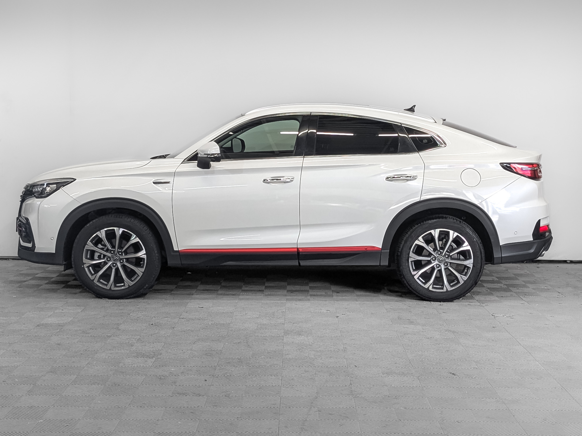 CHANGAN CS85 2.00 (224 л.с), автомат, 2023, пробег 22 656 км