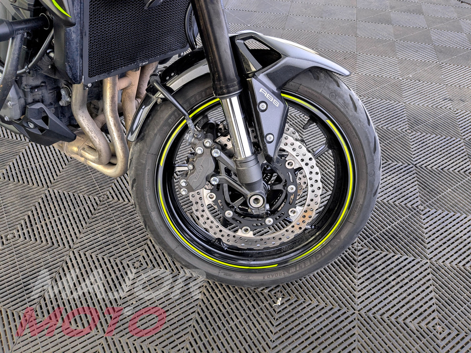Kawasaki Z 900 - фото №10