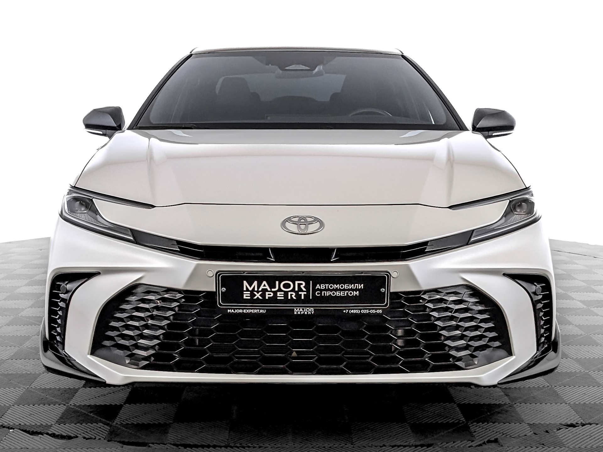 TOYOTA Camry 2.00 (173 л.с), автомат, 2024, пробег 12 589 км