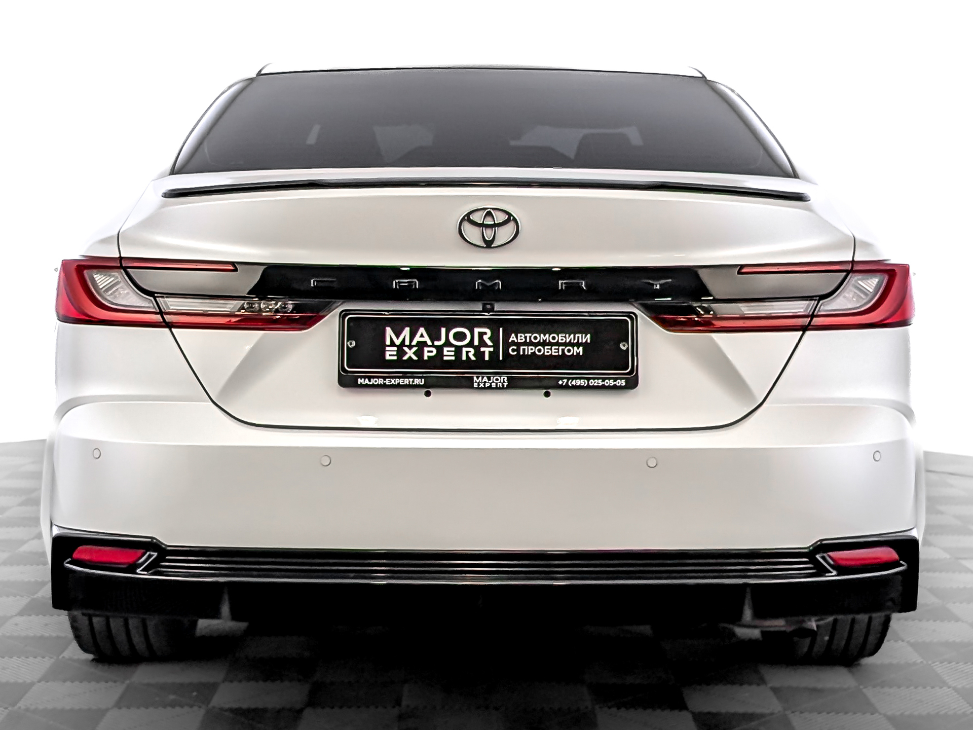 TOYOTA Camry 2.00 (173 л.с), автомат, 2024, пробег 12 589 км
