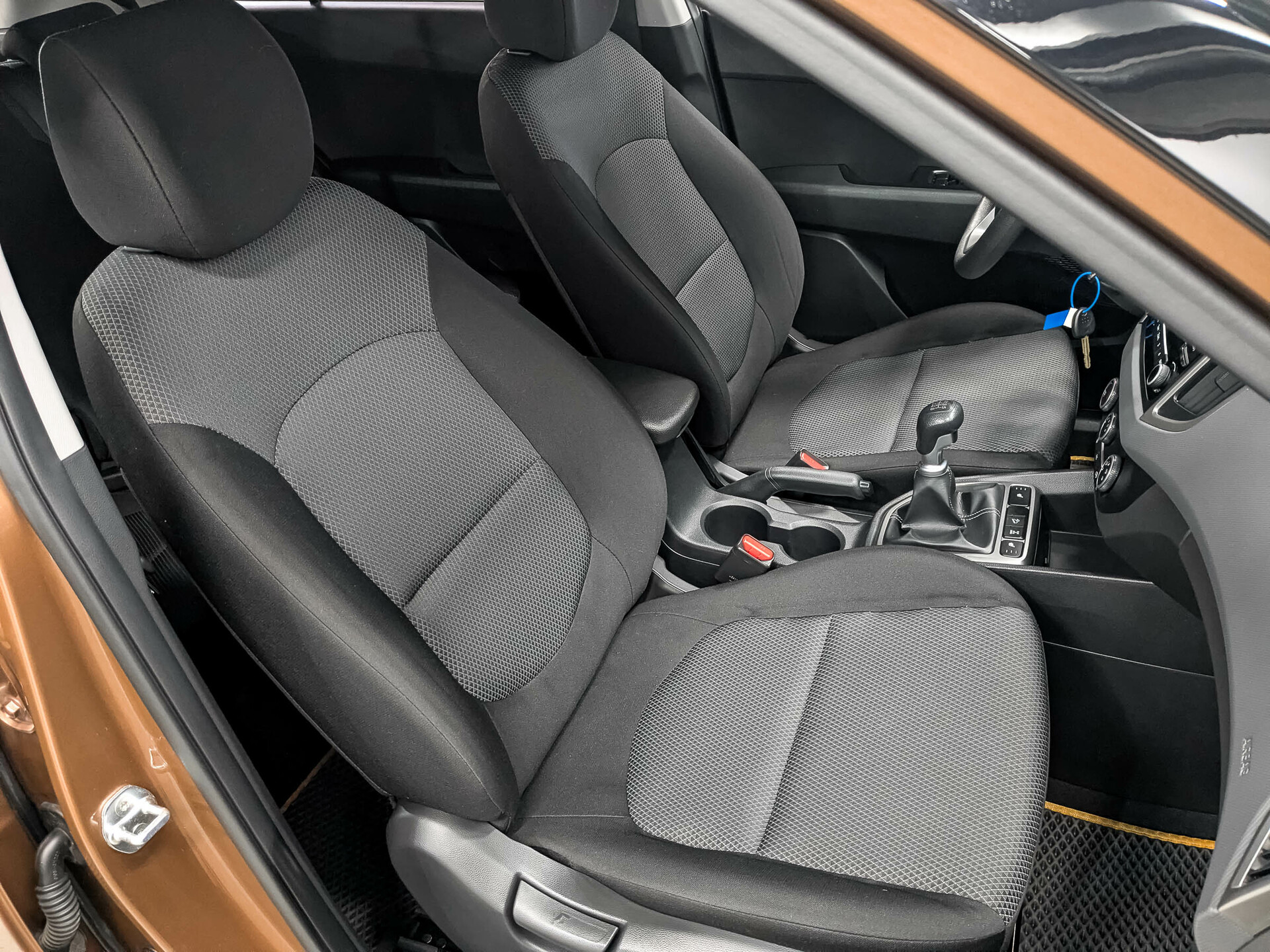 HYUNDAI Creta 1.60 (121 л.с), механическая, 2020, пробег 70 400 км