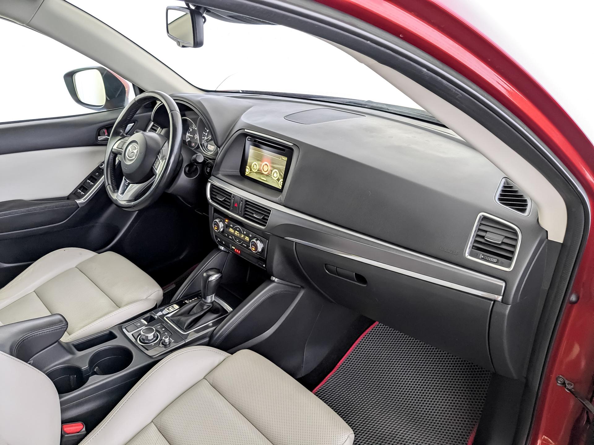 MAZDA CX-5 2.00 (150 л.с), автомат, 2016, пробег 134 999 км