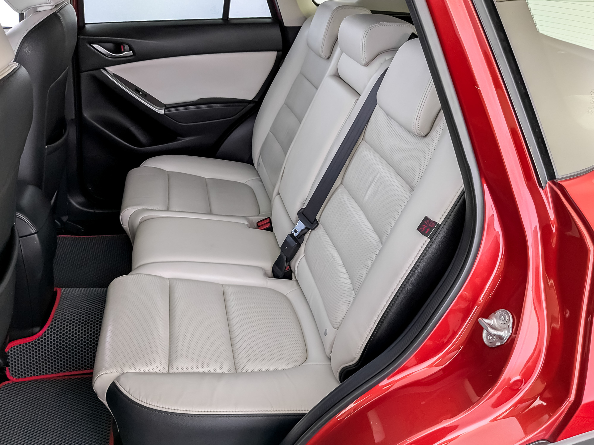 MAZDA CX-5 2.00 (150 л.с), автомат, 2016, пробег 134 999 км