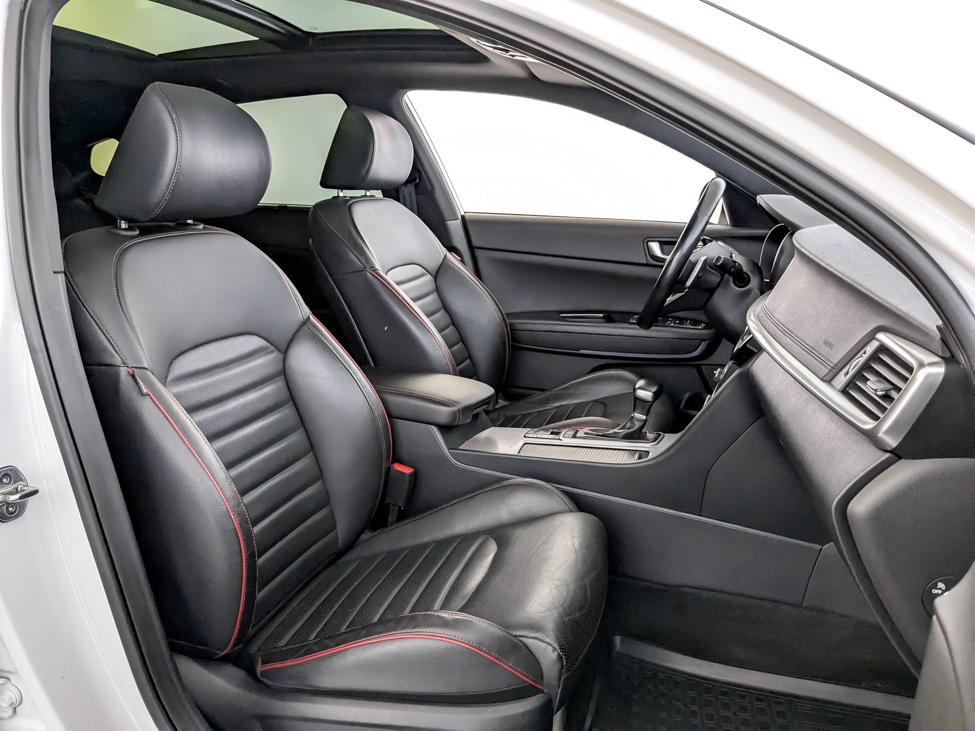 KIA Optima 2.40 (188 л.с), автомат, 2019, пробег 159 308 км