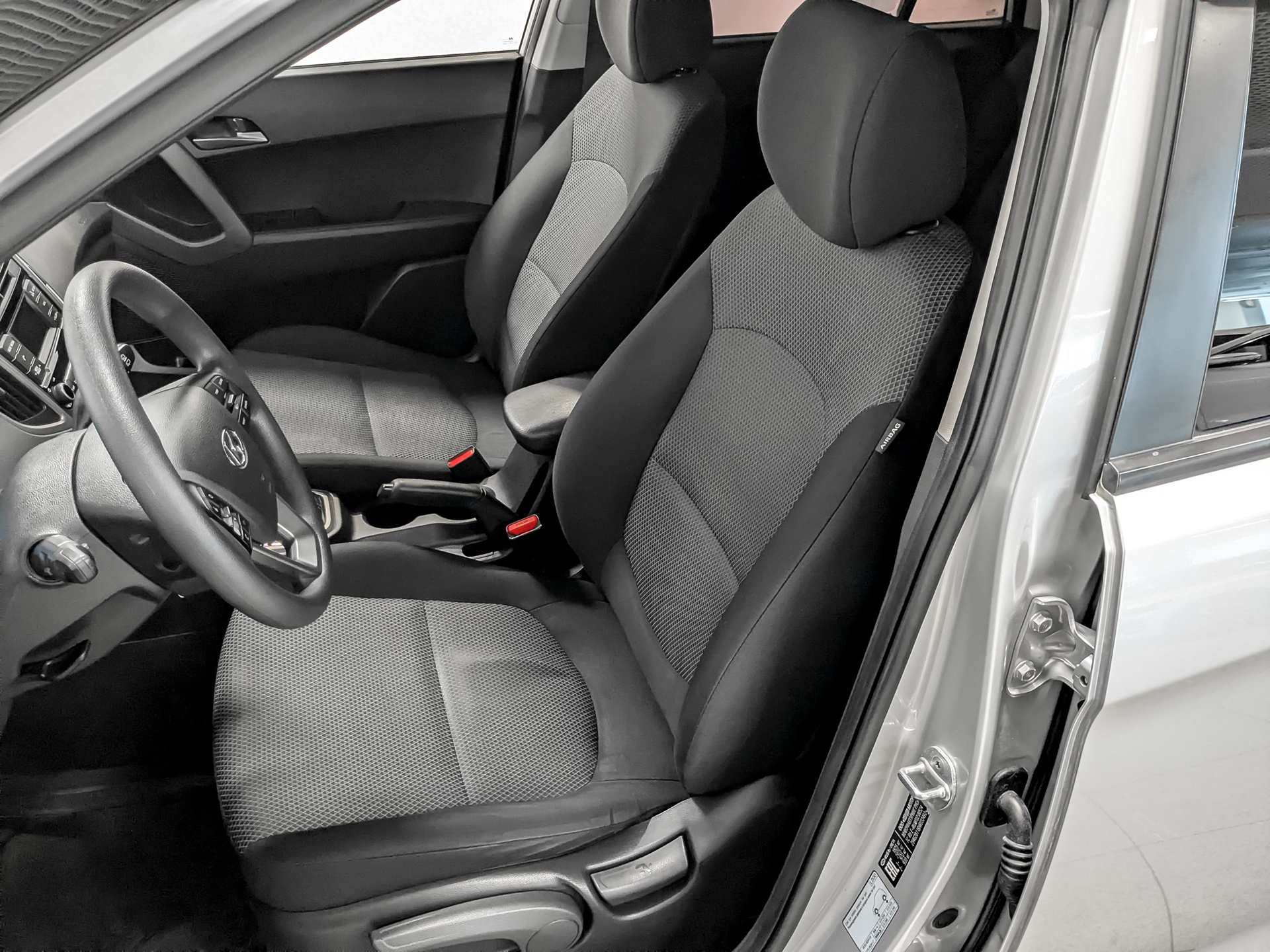 HYUNDAI Creta 1.60 (123 л.с), автомат, 2017, пробег 187 019 км