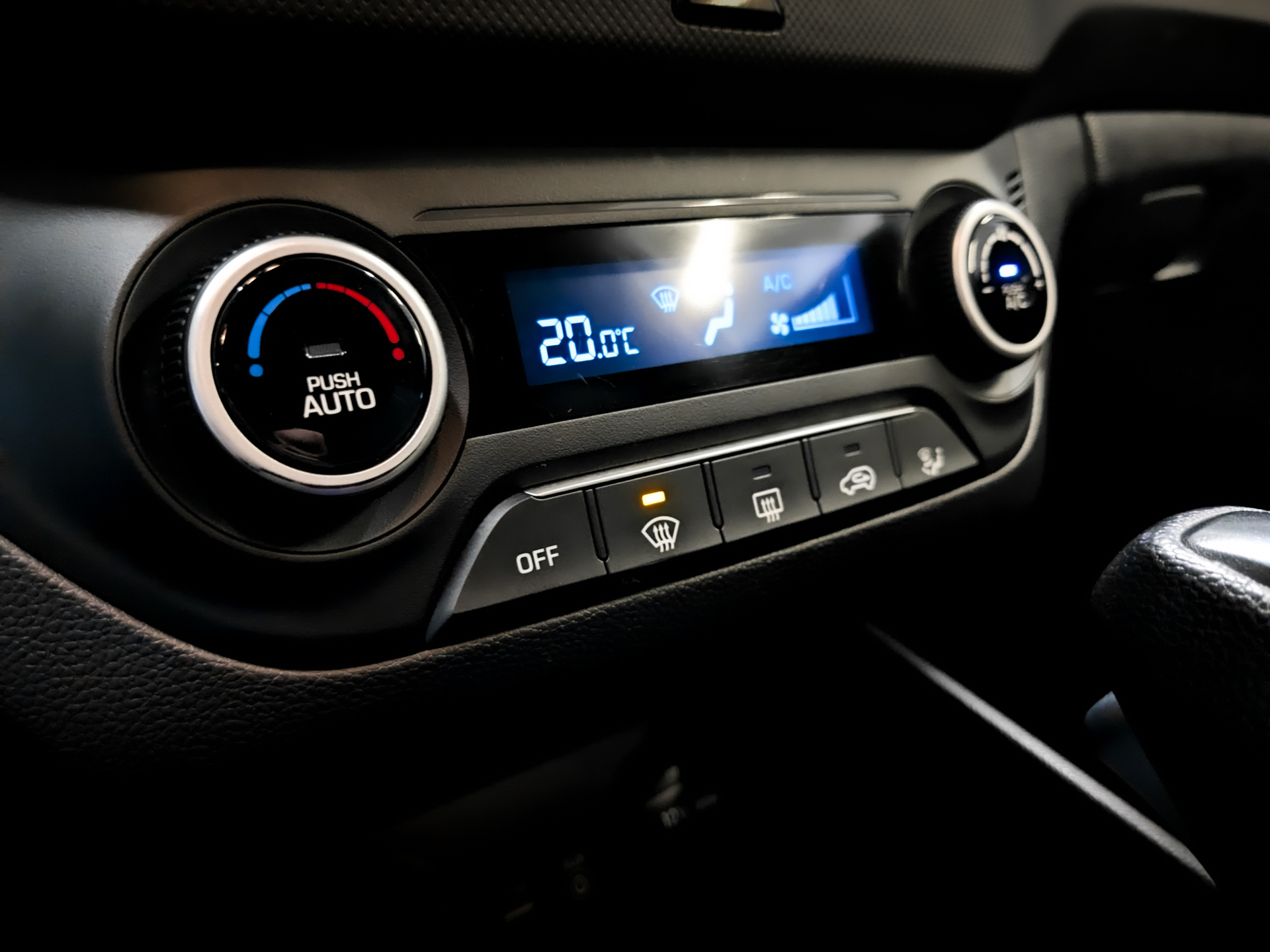 HYUNDAI Creta 1.60 (123 л.с), автомат, 2017, пробег 187 019 км