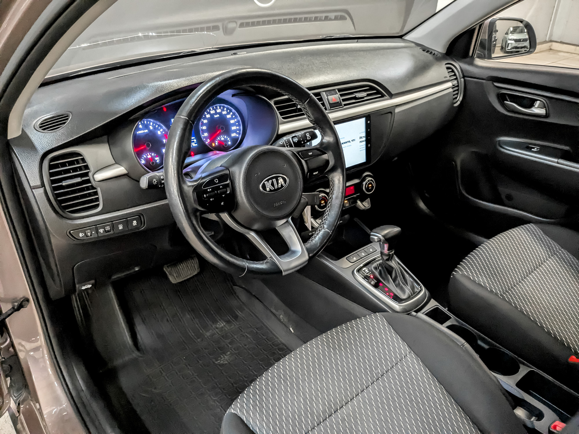 KIA Rio X 1.60 (123 л.с), автомат, 2020, пробег 112 075 км