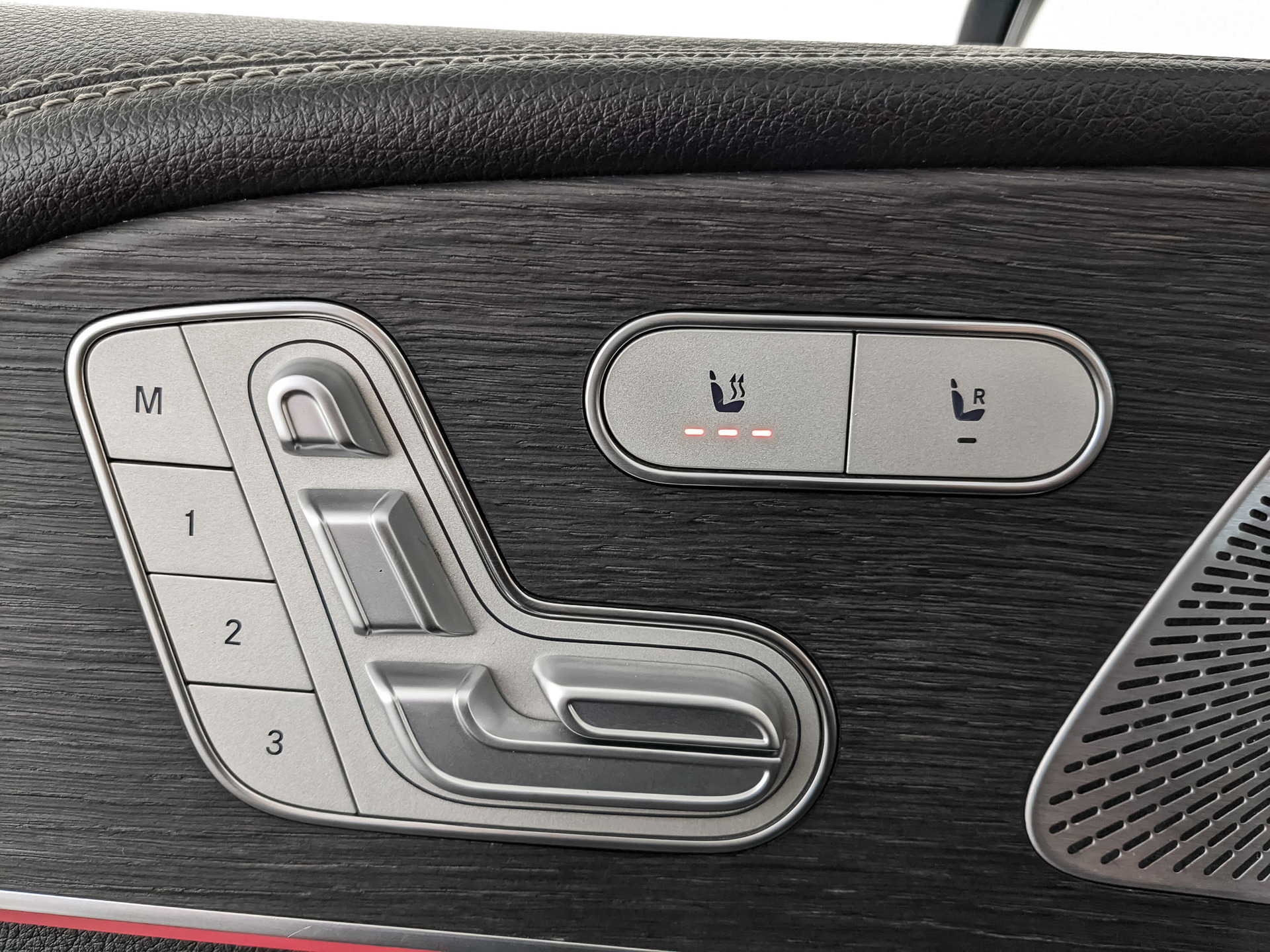 MERCEDES-BENZ GLE 1.90 (245 л.с), автомат, 2020, пробег 111 490 км