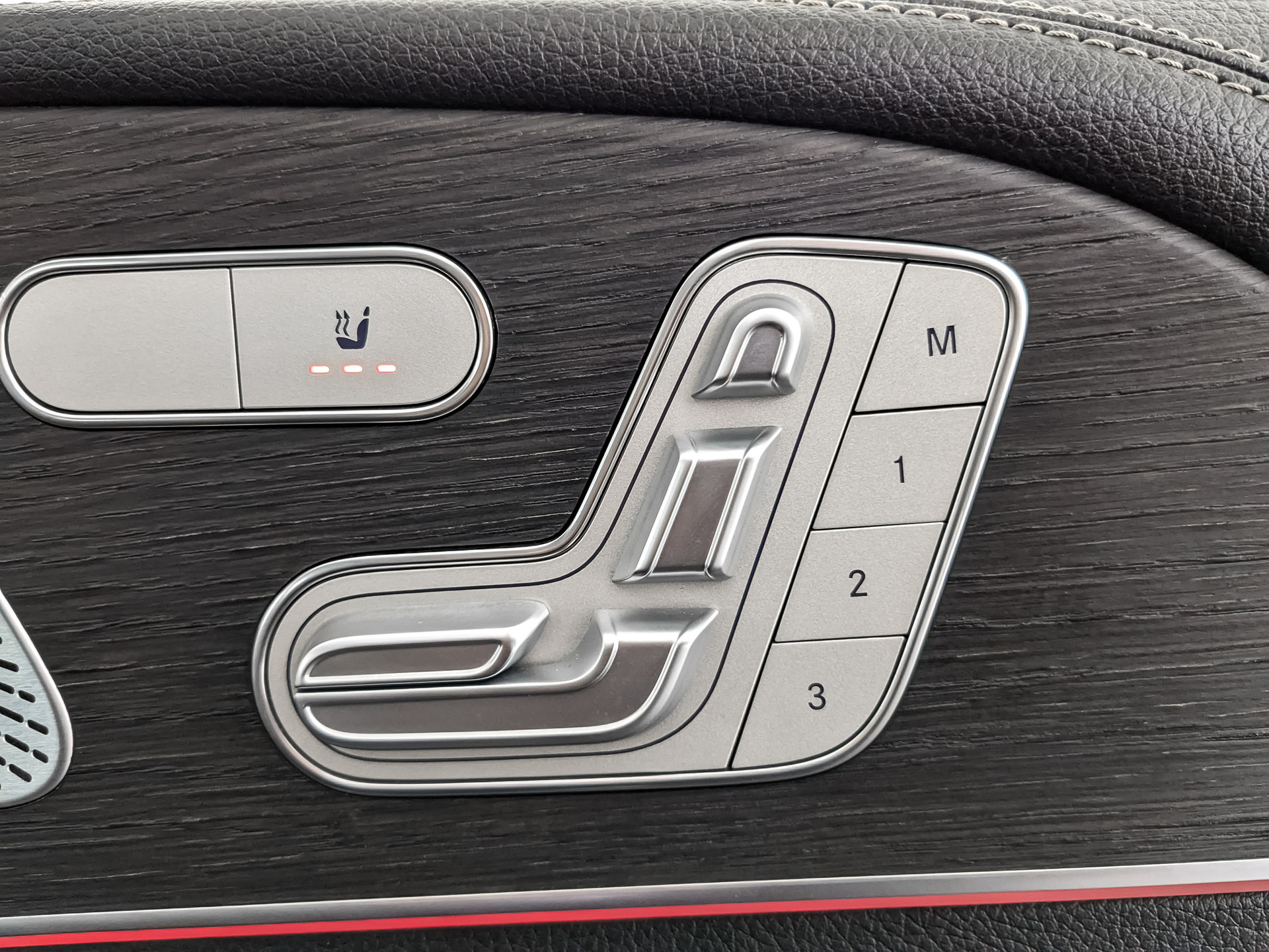 MERCEDES-BENZ GLE 1.90 (245 л.с), автомат, 2020, пробег 111 490 км