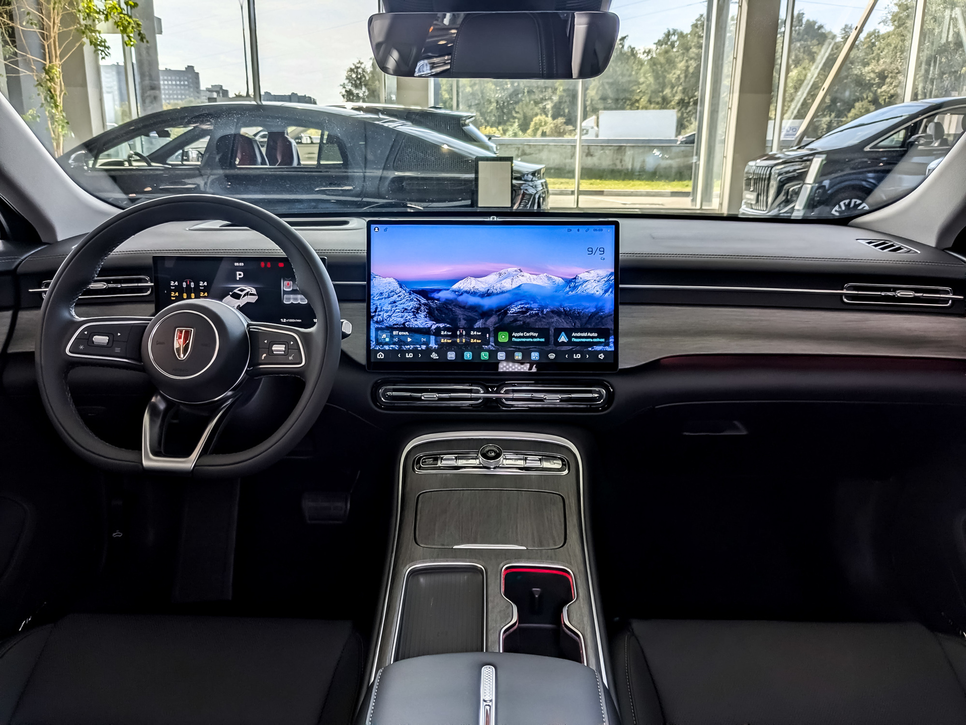 Фото Hongqi H5 Делюкс 2.0T/224 8AT 4D