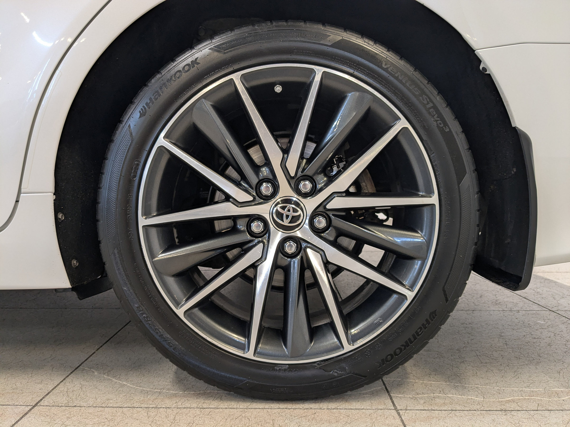 TOYOTA Camry 2.50 (200 л.с), автомат, 2021, пробег 170 661 км