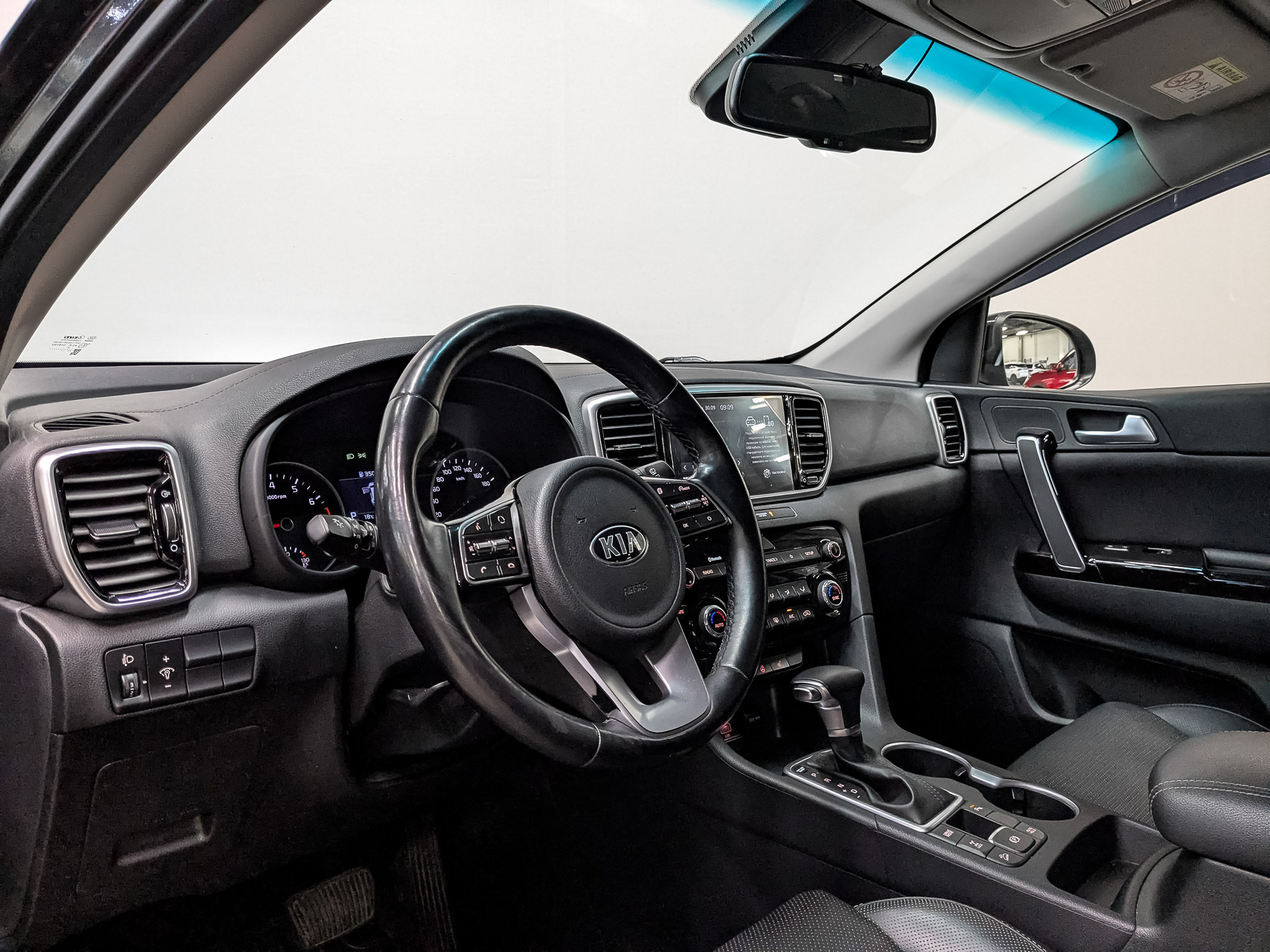 KIA Sportage 2.40 (184 л.с), автомат, 2021, пробег 82 366 км