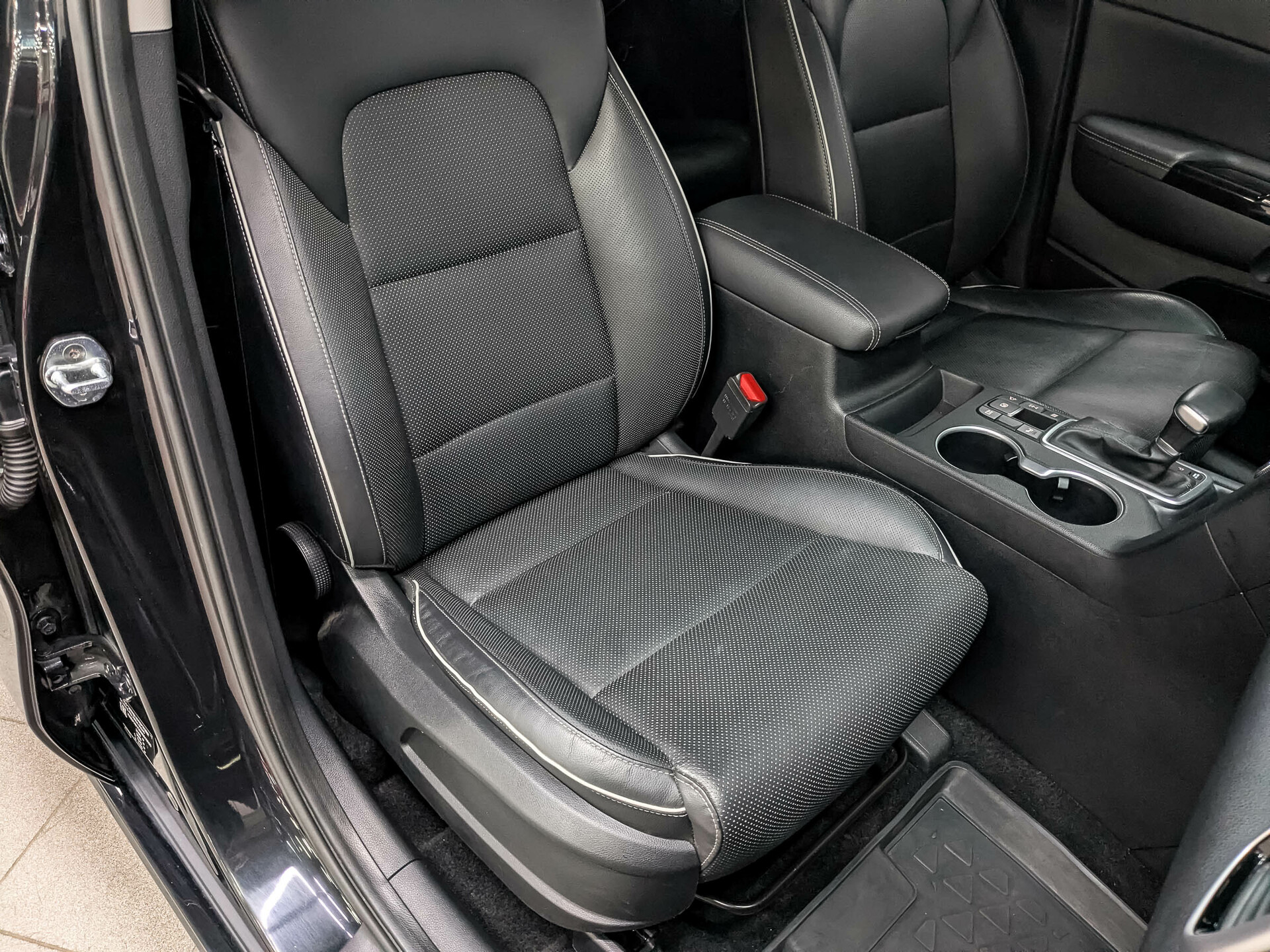 KIA Sportage 2.40 (184 л.с), автомат, 2021, пробег 82 366 км