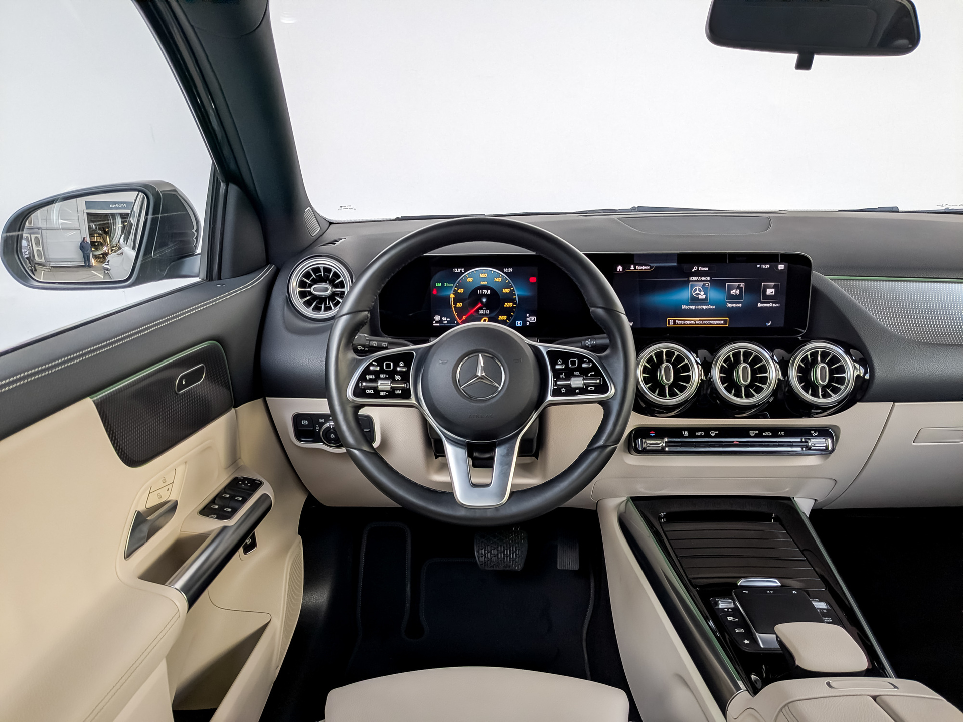 MERCEDES-BENZ GLA 1.30 (150 л.с), автомат, 2020, пробег 39 127 км