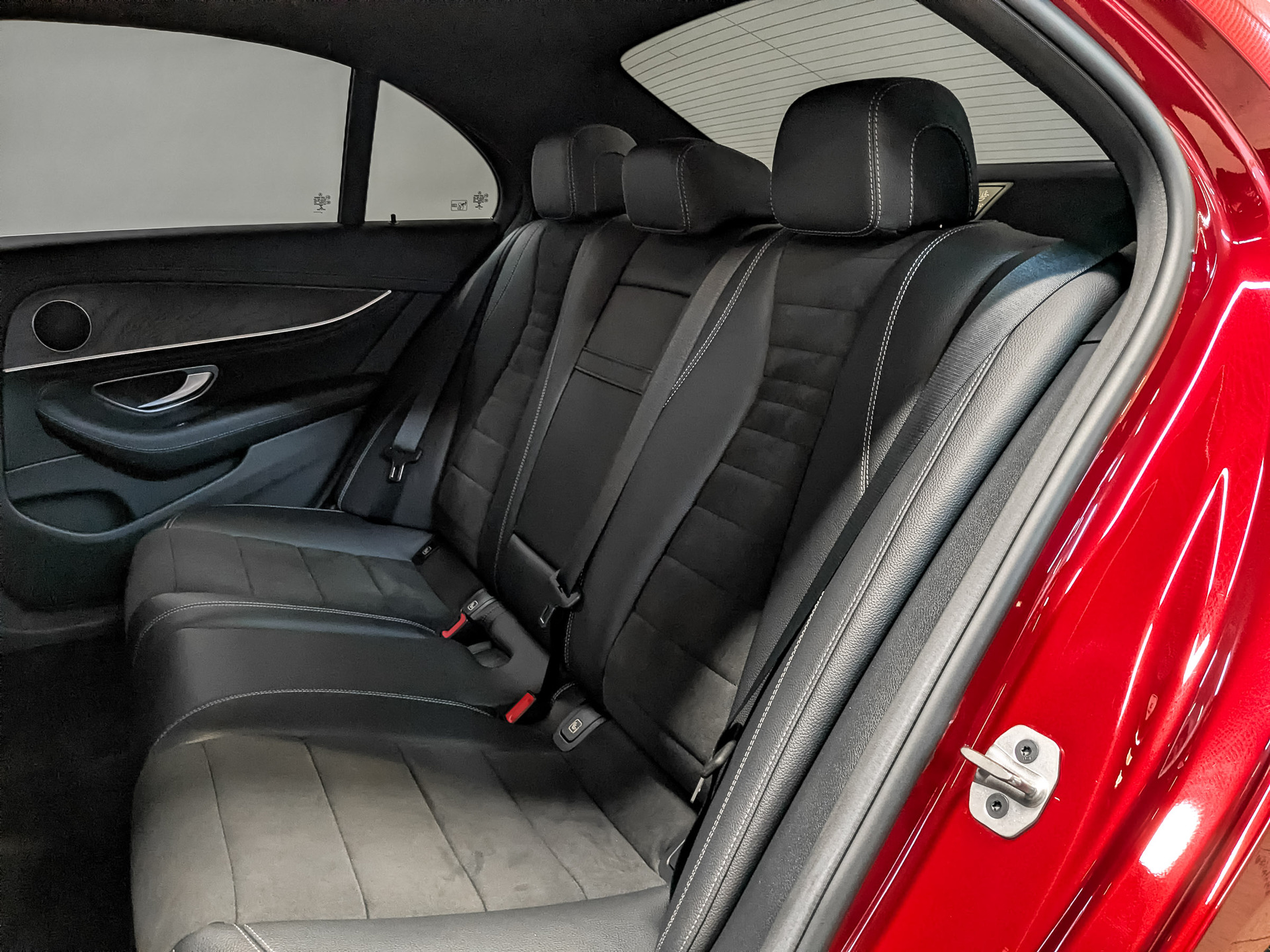MERCEDES-BENZ E-Класс 2.00 (197 л.с), автомат, 2021, пробег 73 788 км
