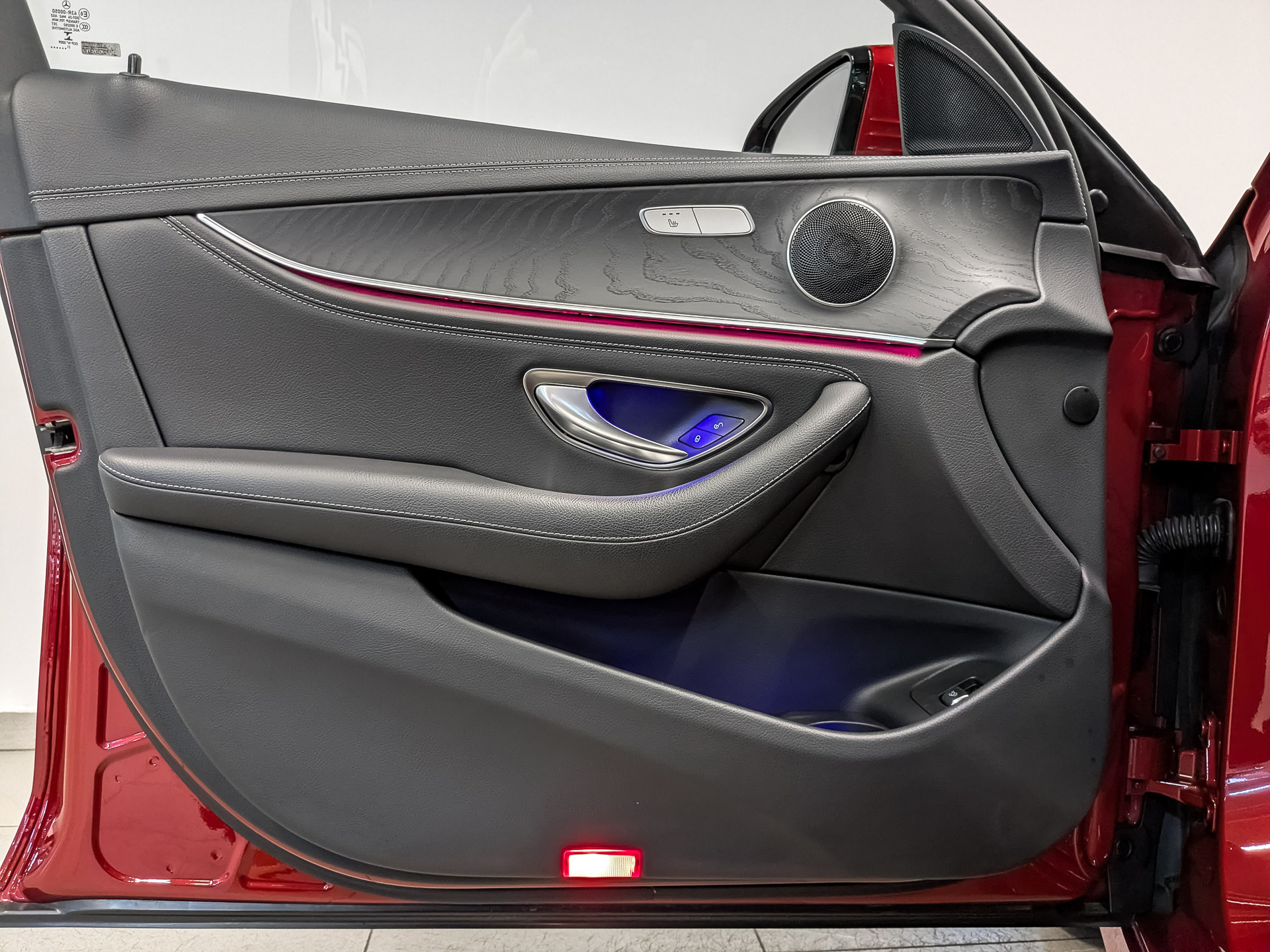 MERCEDES-BENZ E-Класс 2.00 (197 л.с), автомат, 2021, пробег 73 788 км