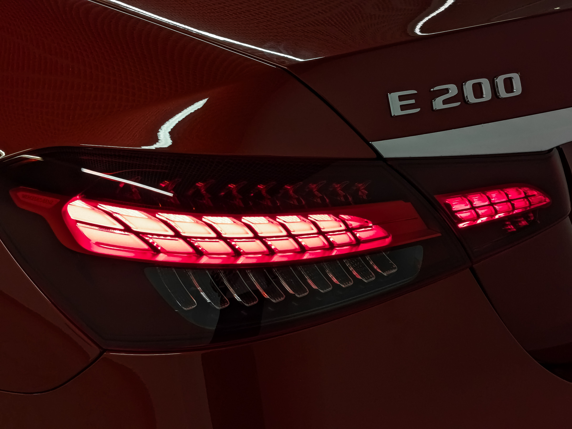 MERCEDES-BENZ E-Класс 2.00 (197 л.с), автомат, 2021, пробег 73 788 км