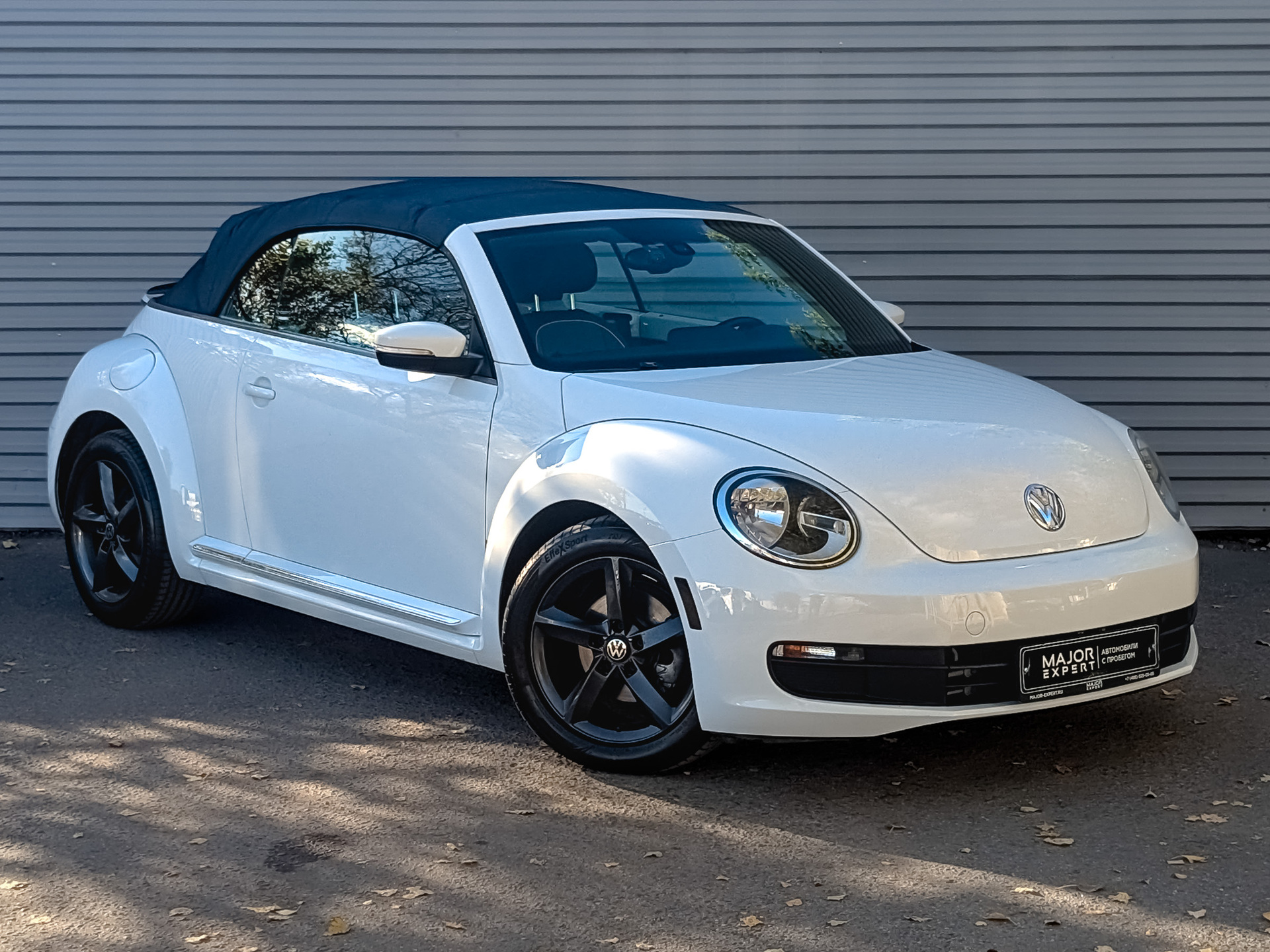 VOLKSWAGEN Beetle 1.80 (170 л.с), автомат, 2016, пробег 153 433 км