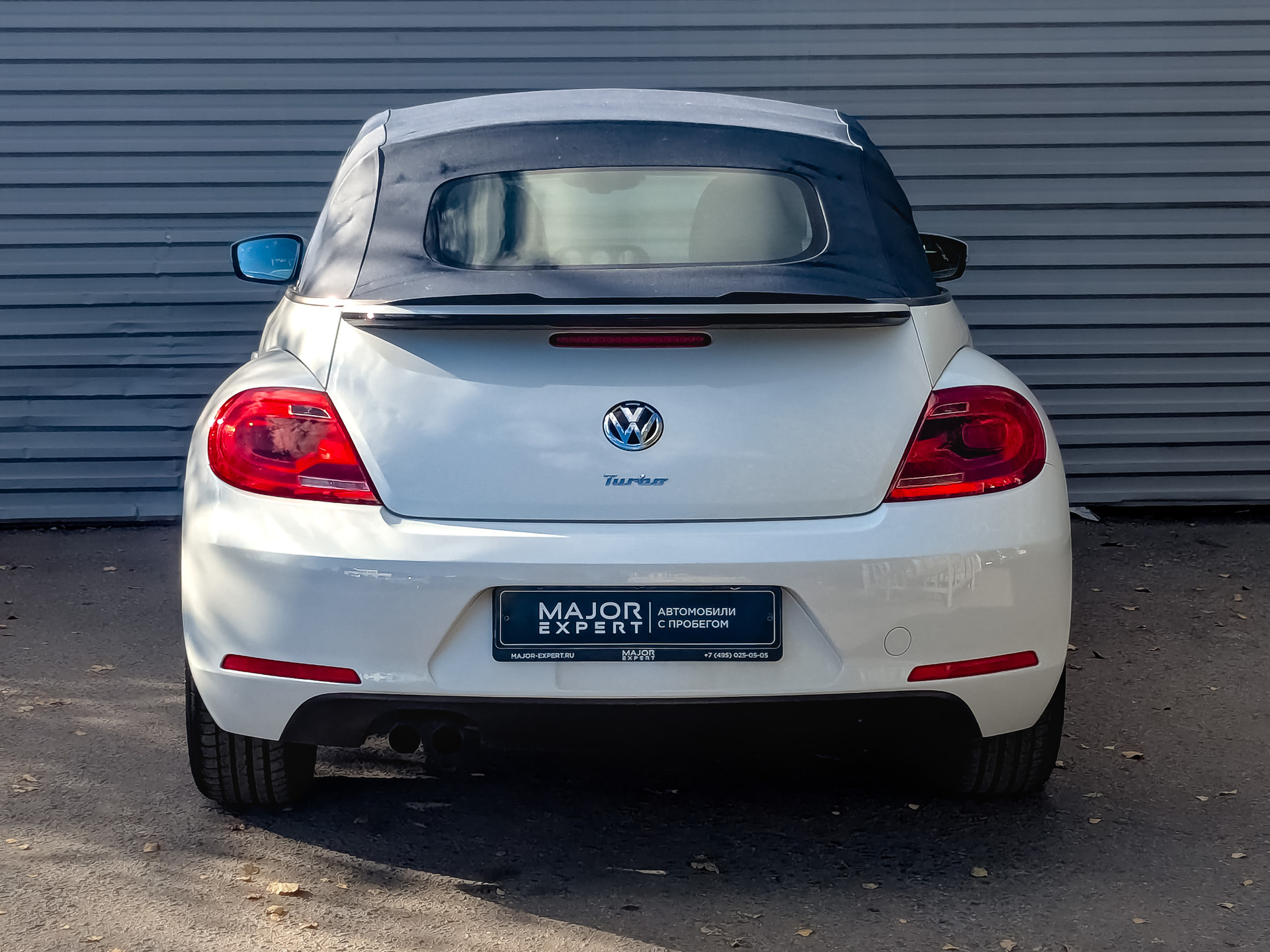 VOLKSWAGEN Beetle 1.80 (170 л.с), автомат, 2016, пробег 153 433 км