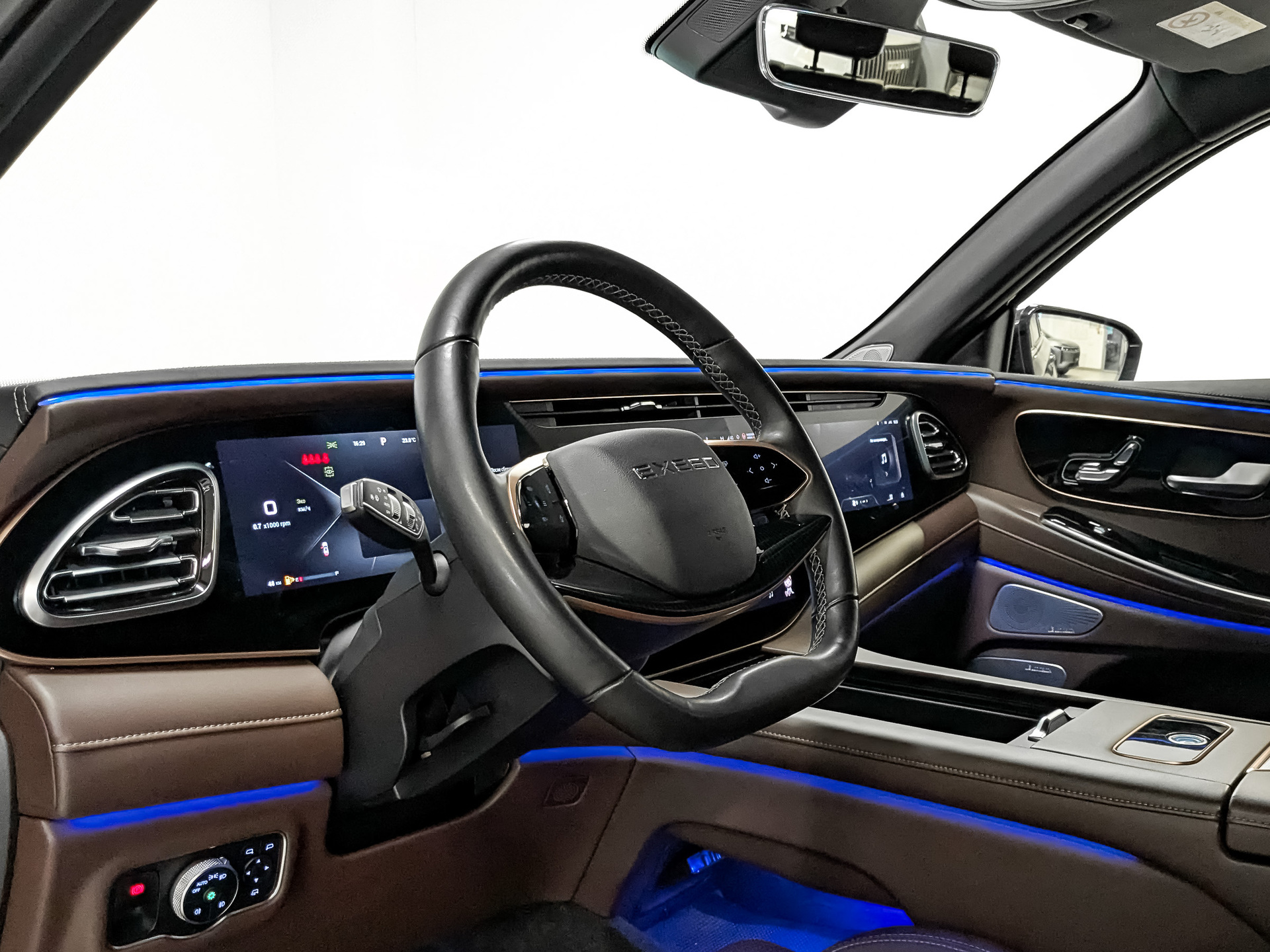 EXEED VX 2.00 (249 л.с), автомат, 2023, пробег 60 154 км