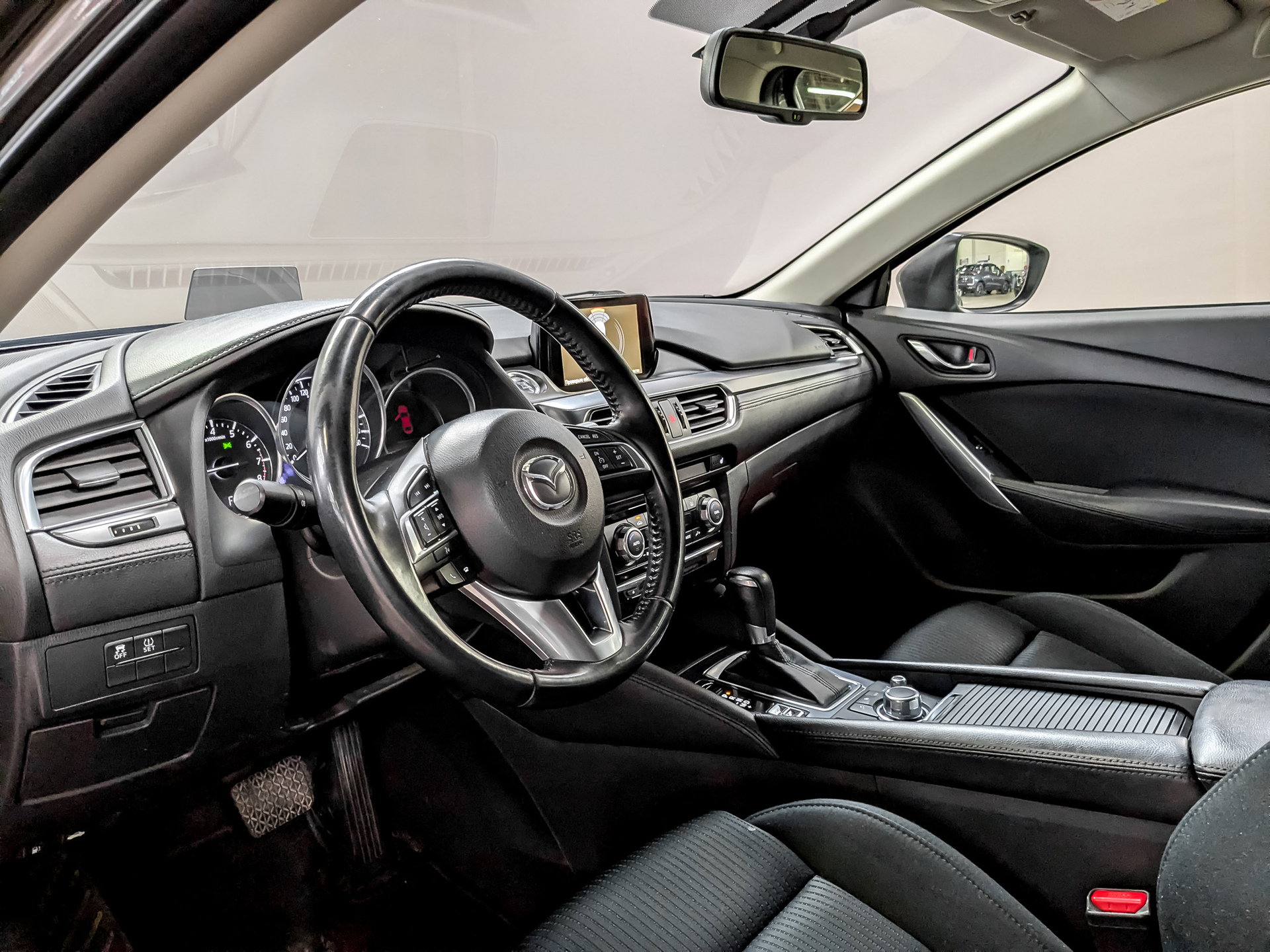 MAZDA 6 2.00 (150 л.с), автомат, 2015, пробег 94 632 км