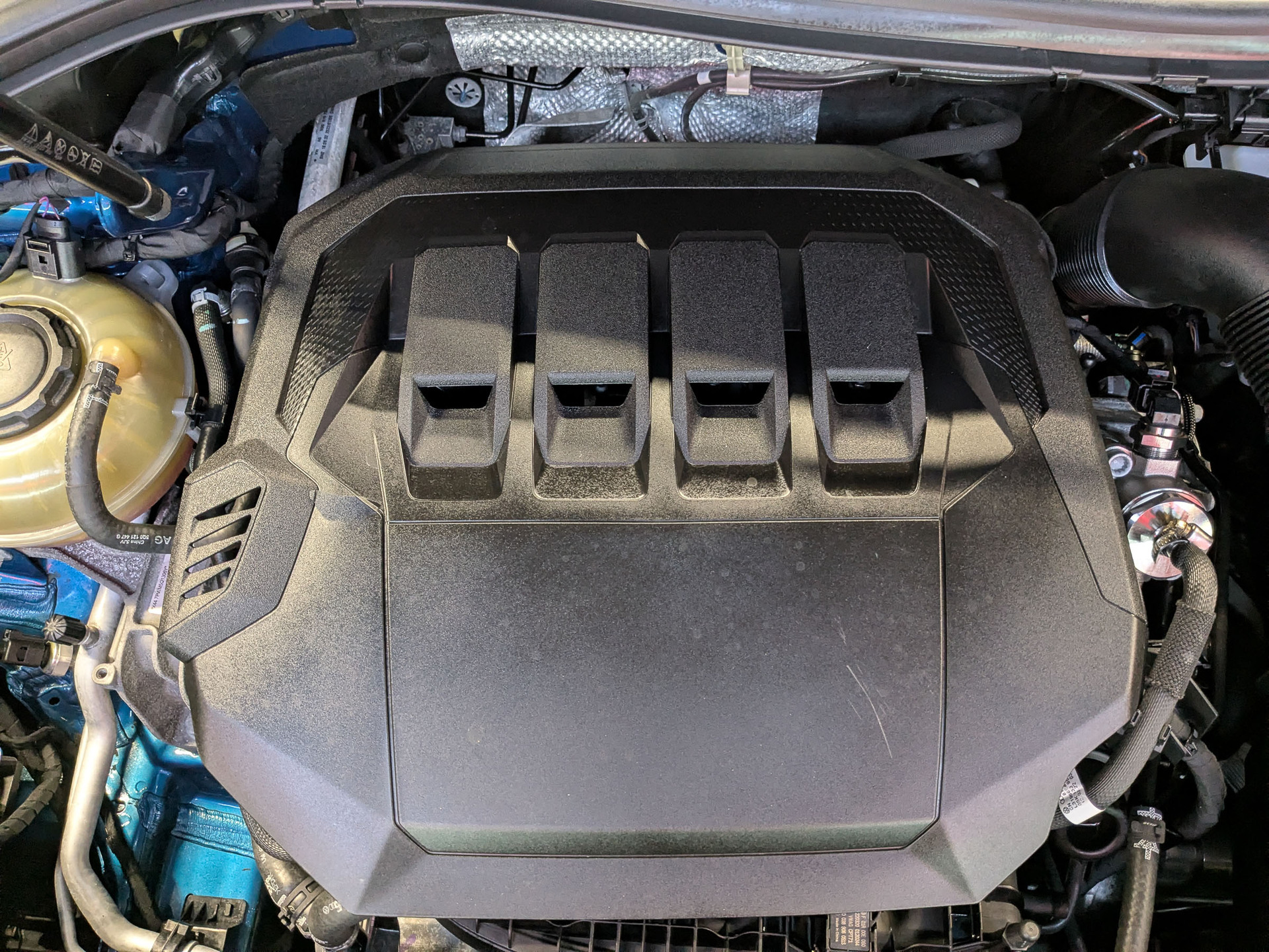 VOLKSWAGEN Tayron 2.00 (220 л.с), автомат, 2022, пробег 35 314 км