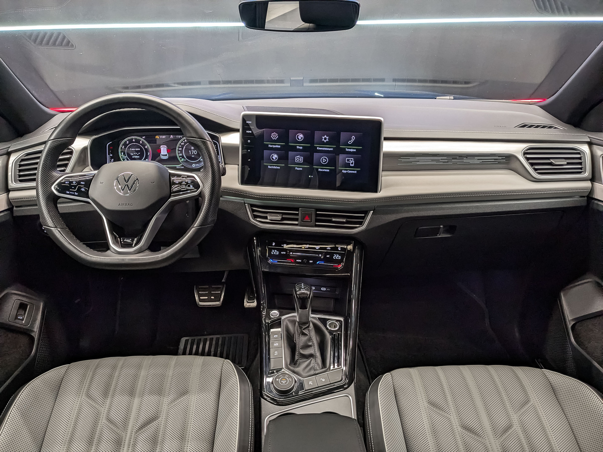 VOLKSWAGEN Tayron 2.00 (220 л.с), автомат, 2022, пробег 35 314 км