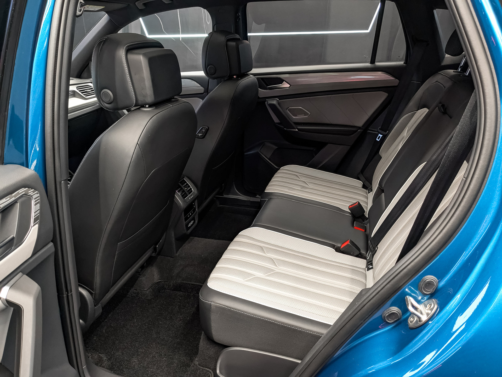 VOLKSWAGEN Tayron 2.00 (220 л.с), автомат, 2022, пробег 35 314 км